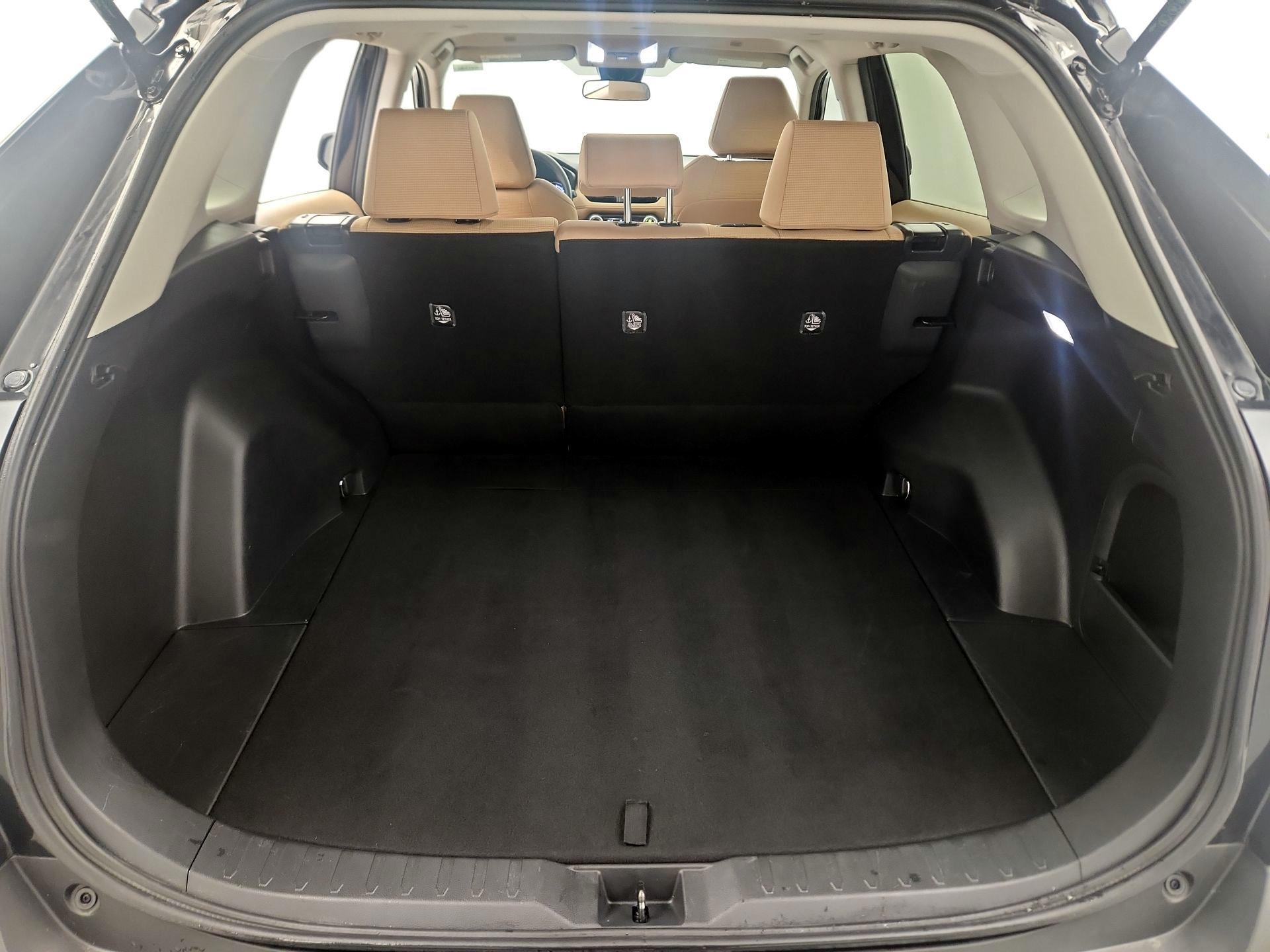 Thumbnail: 2023 Toyota RAV4 - 18