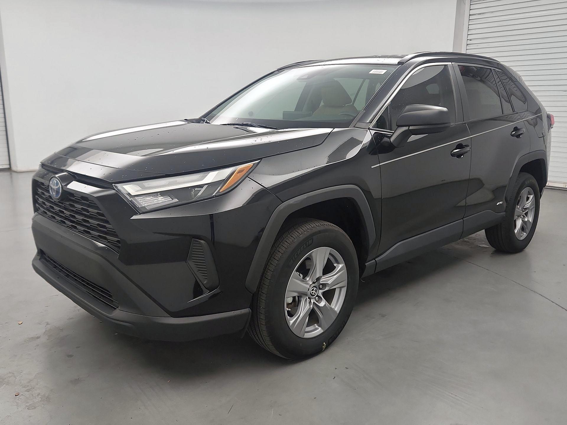 Thumbnail: 2023 Toyota RAV4 - 3