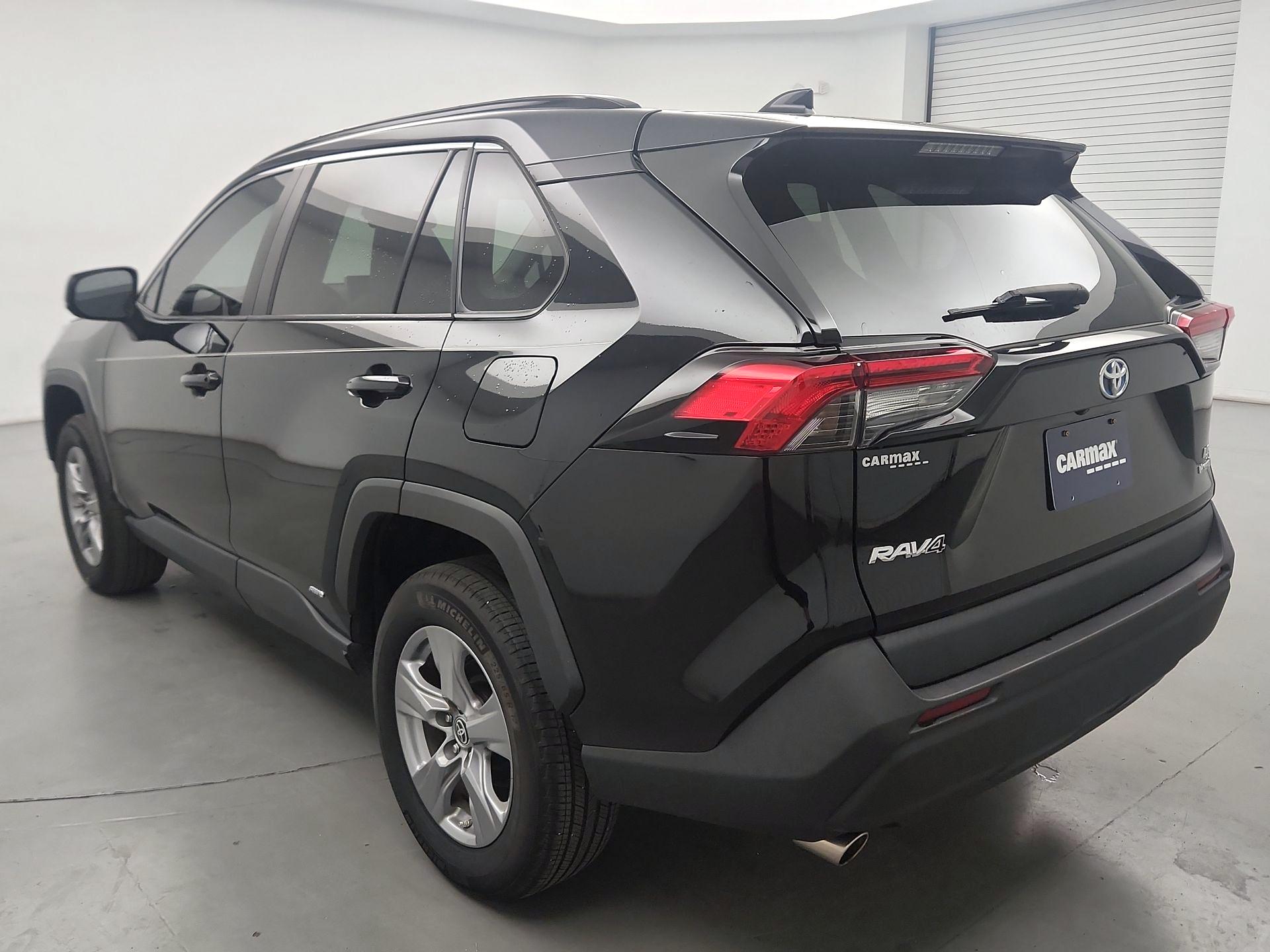 Thumbnail: 2023 Toyota RAV4 - 7