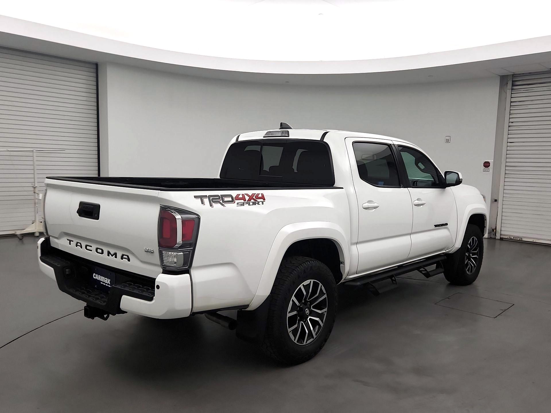 Thumbnail: 2022 Toyota Tacoma - 5