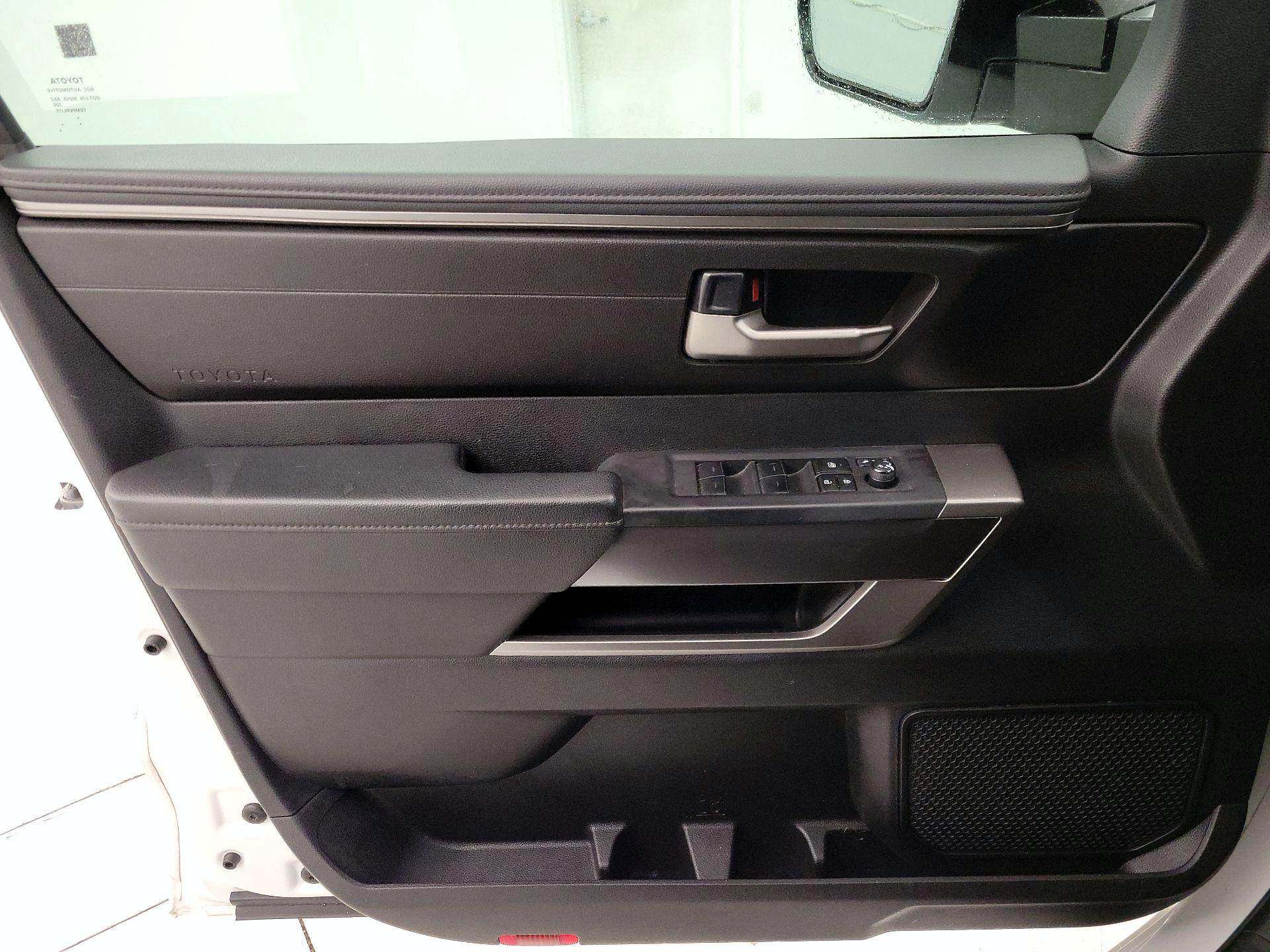 Thumbnail: 2023 Toyota Tundra - 12