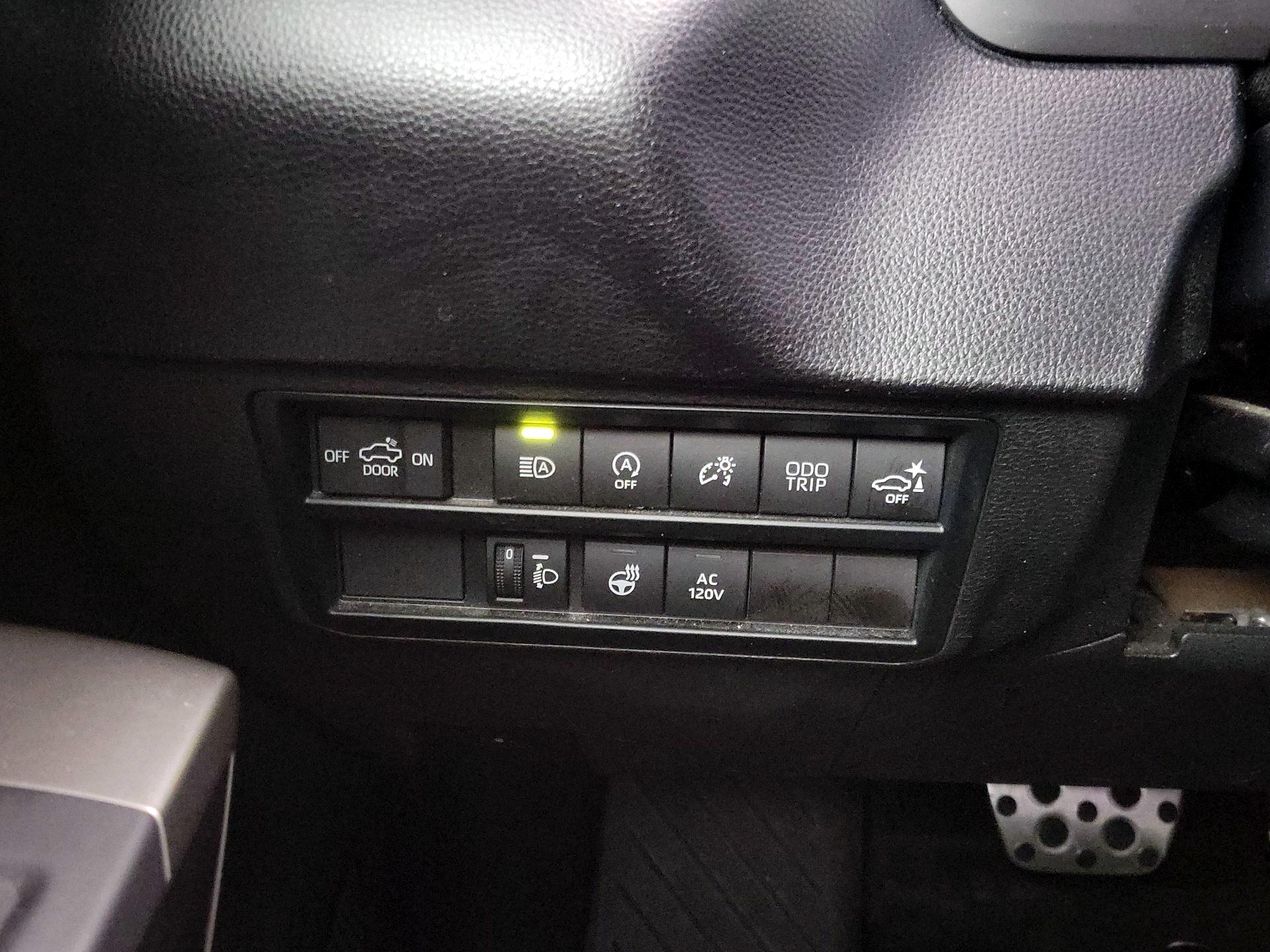 Thumbnail: 2023 Toyota Tundra - 13