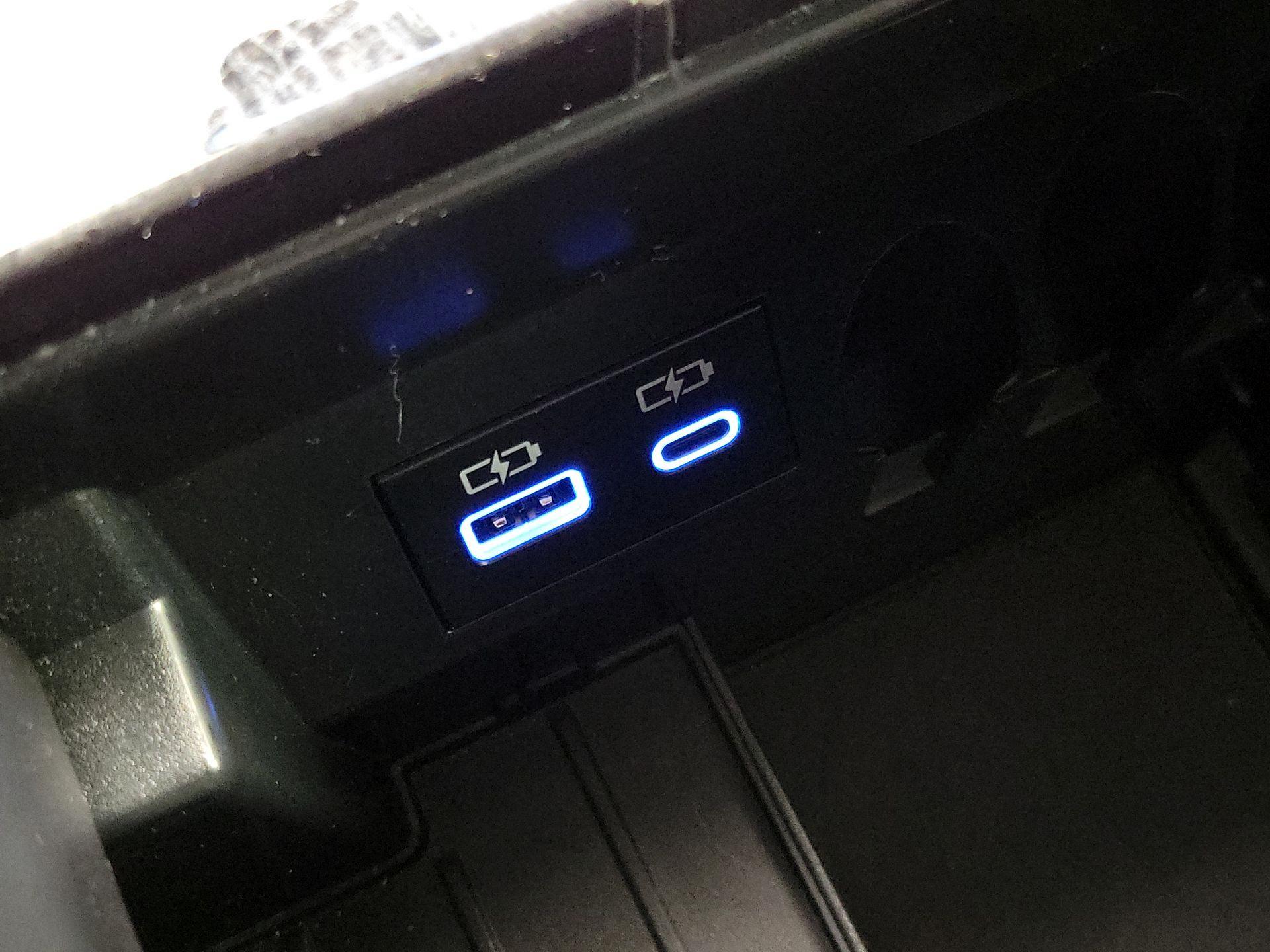 Thumbnail: 2023 Toyota Tundra - 18