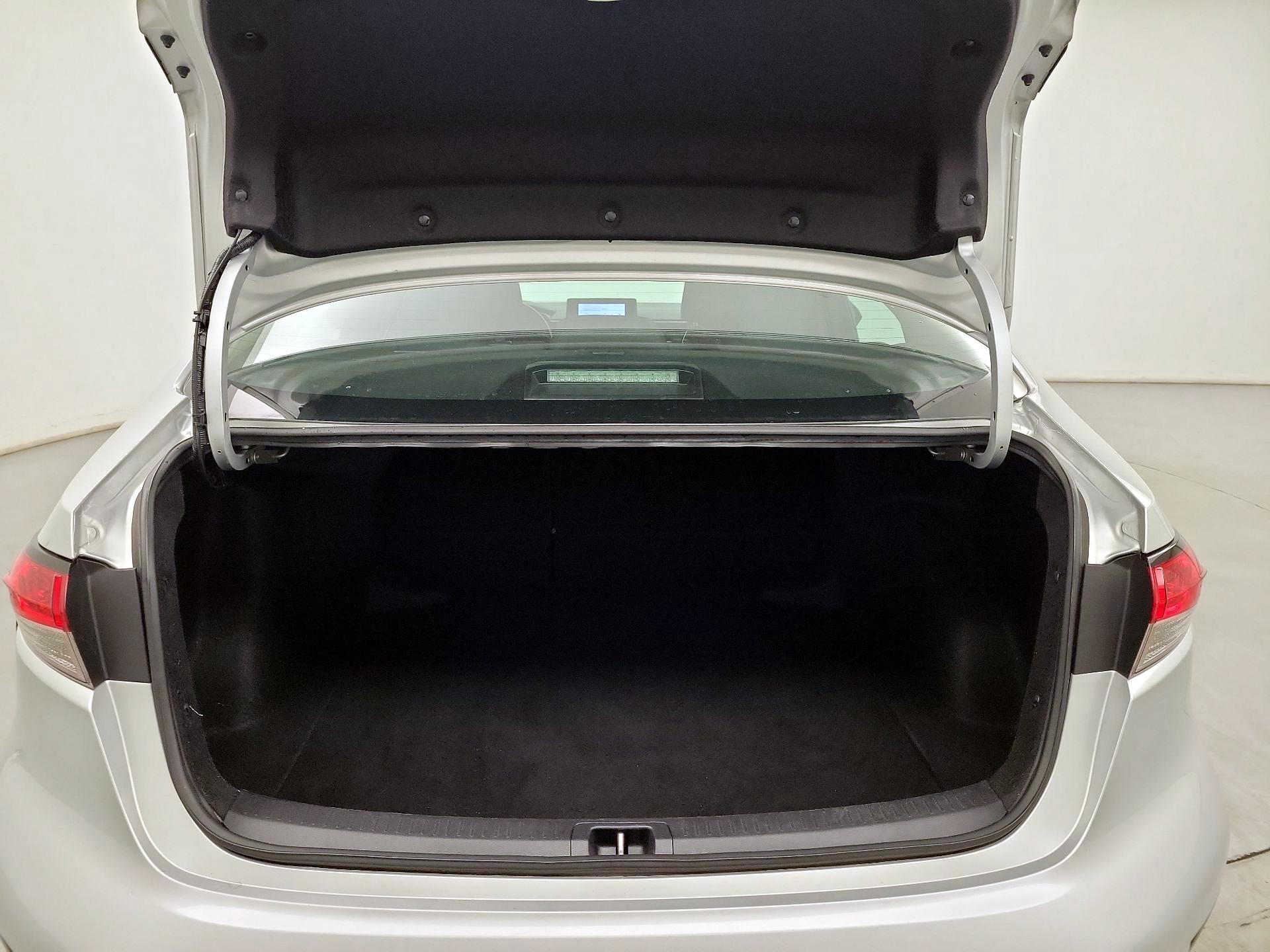 Thumbnail: 2024 Toyota Corolla - 17