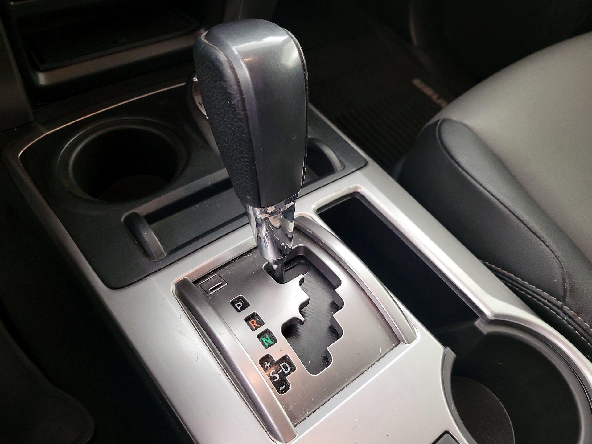 Thumbnail: 2019 Toyota 4Runner - 18