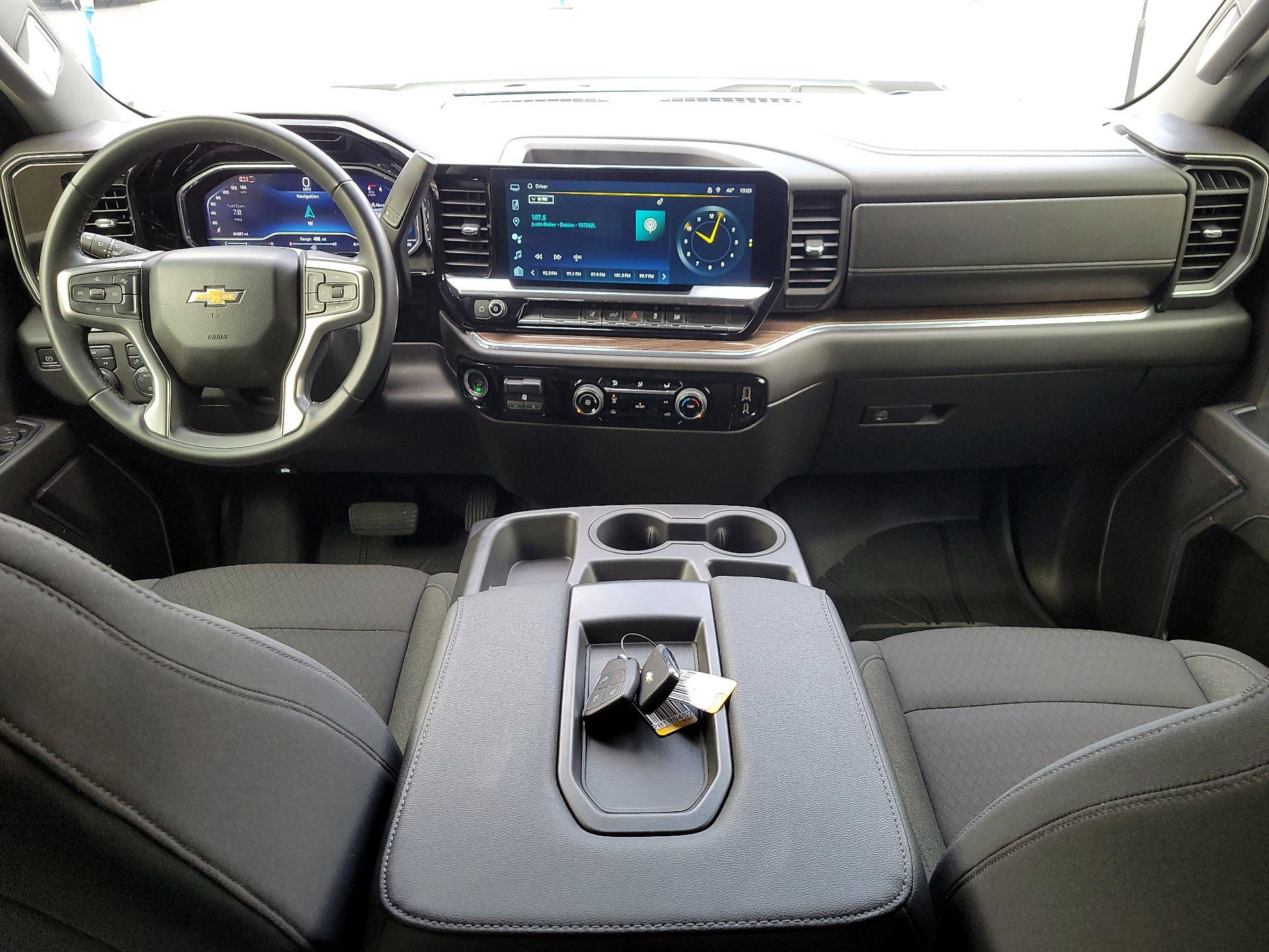 Thumbnail: 2024 Chevrolet Silverado 3500 - 8