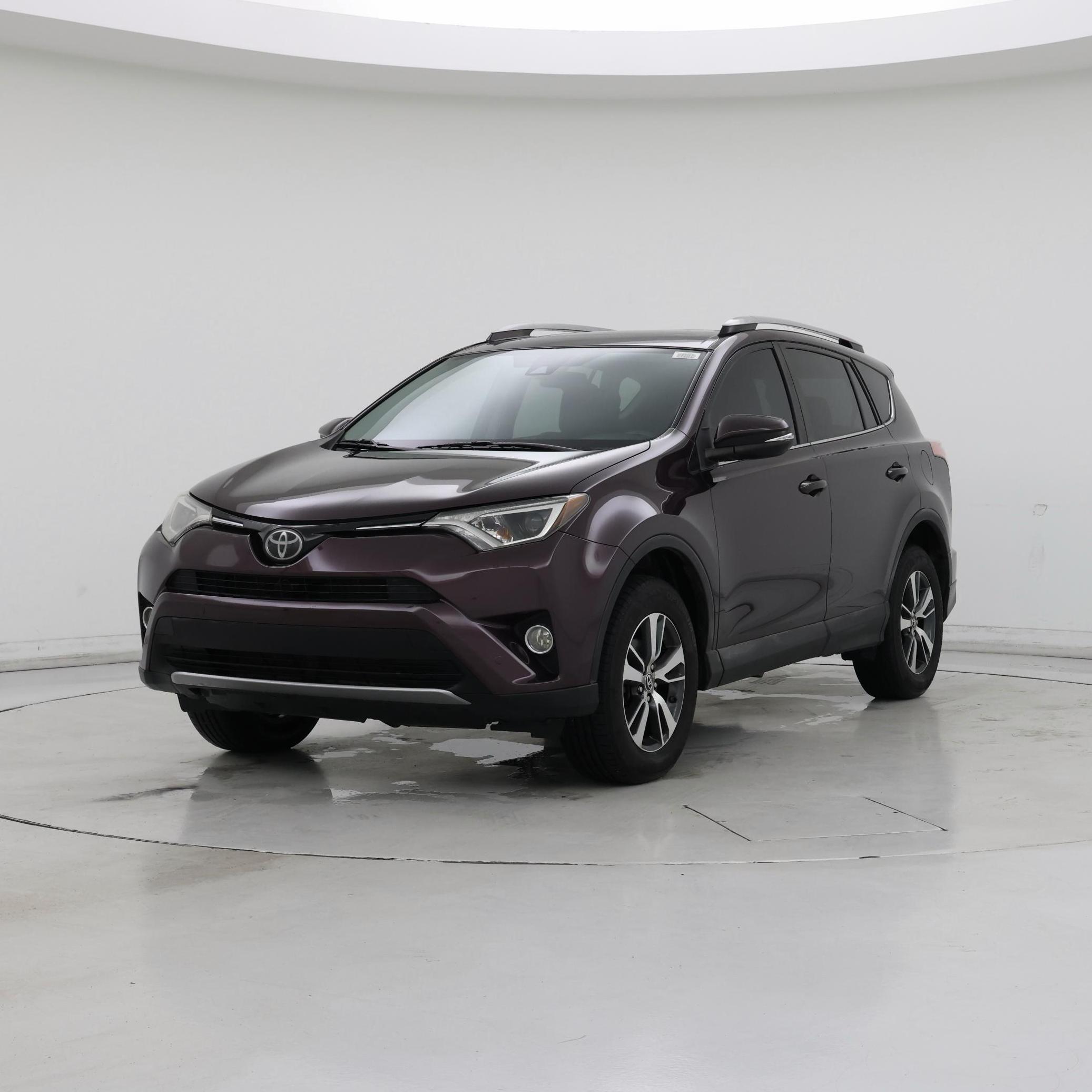 Thumbnail: 2018 Toyota RAV4 - 4