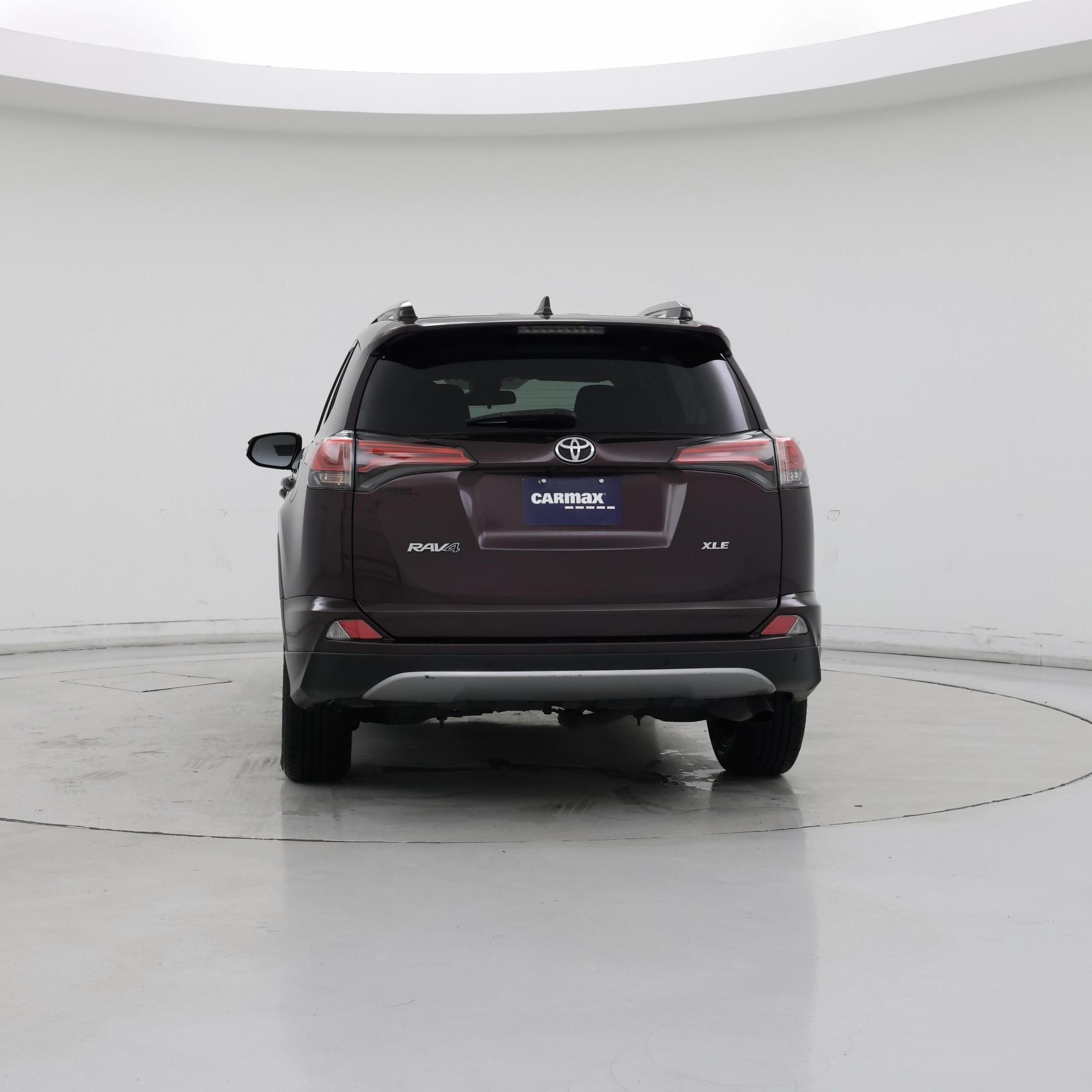 Thumbnail: 2018 Toyota RAV4 - 6