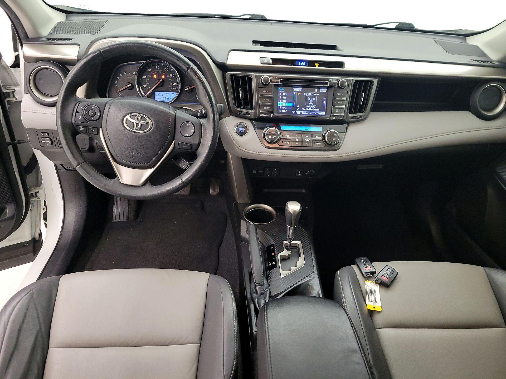 Thumbnail: 2014 Toyota RAV4 - 9
