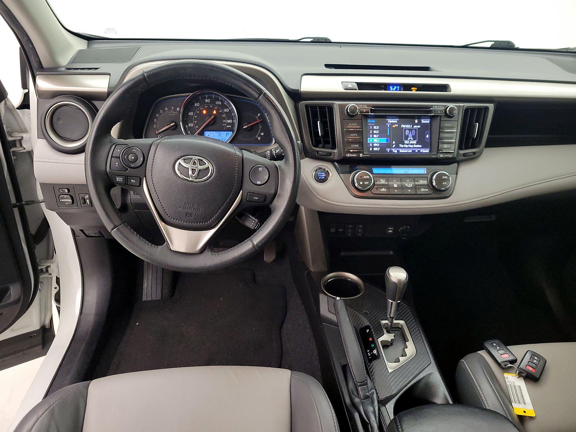 Thumbnail: 2014 Toyota RAV4 - 10