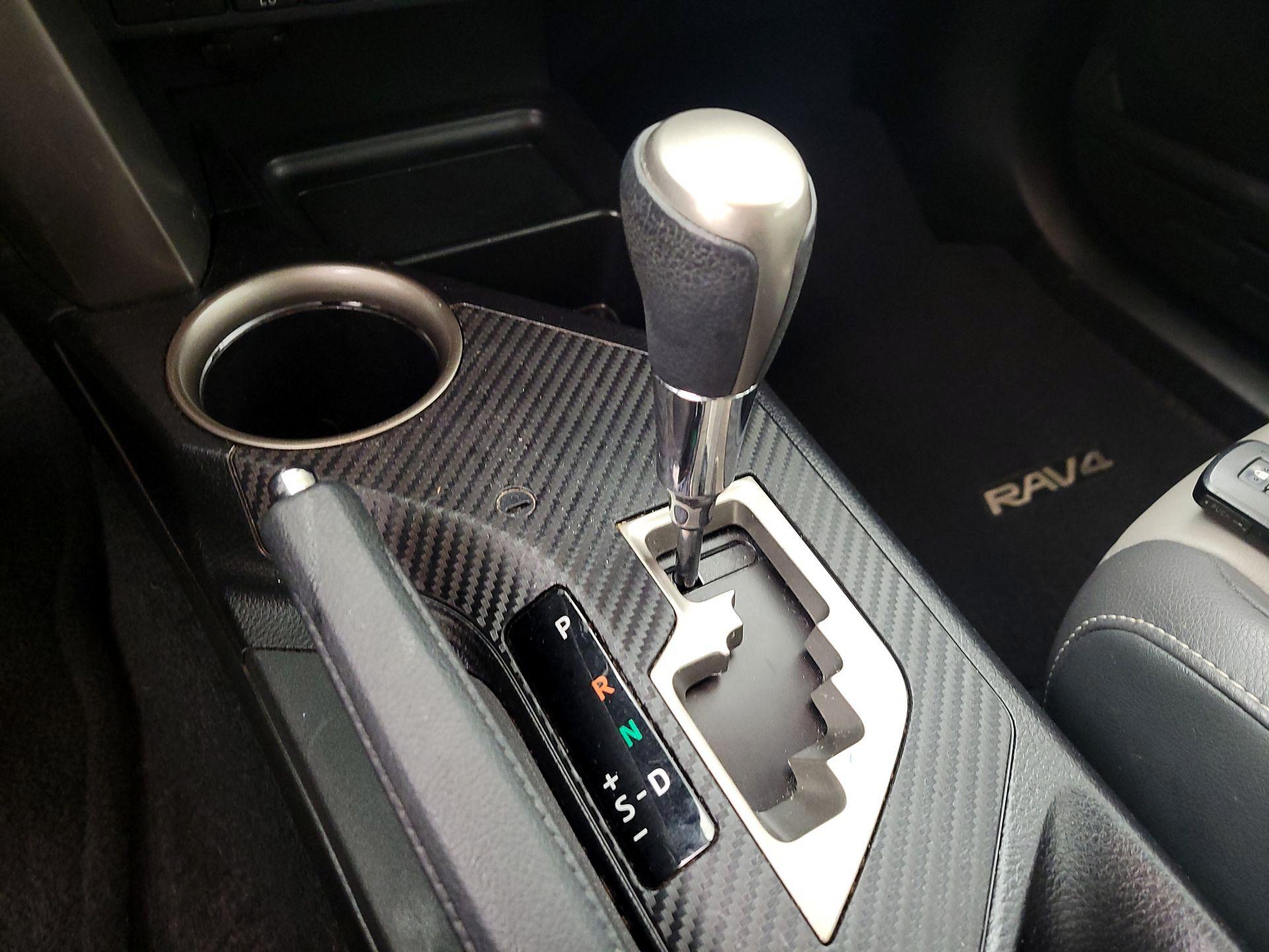 Thumbnail: 2014 Toyota RAV4 - 17