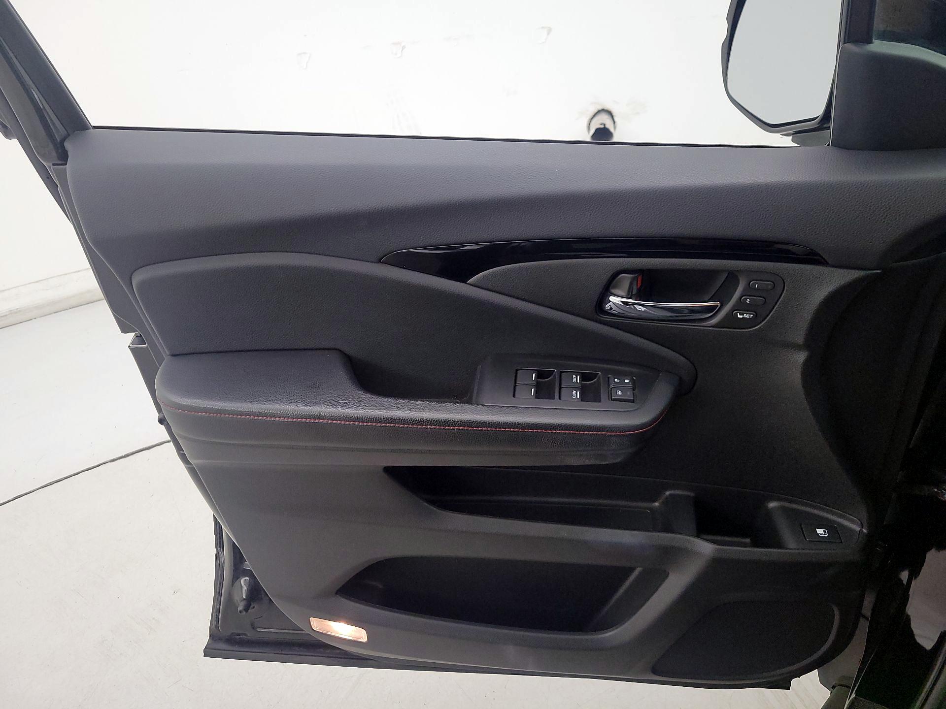 Thumbnail: 2018 Honda Ridgeline - 12