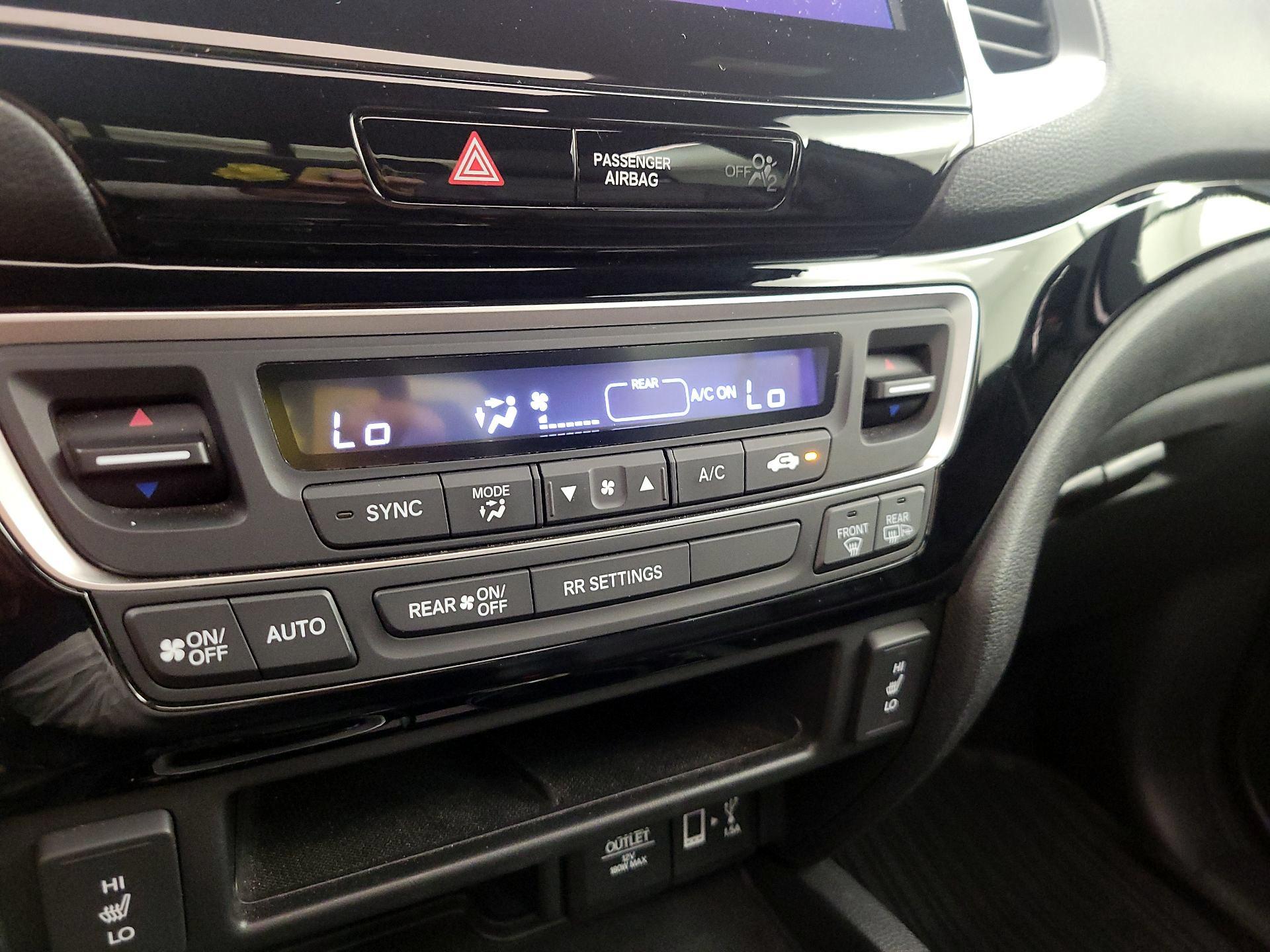 Thumbnail: 2018 Honda Ridgeline - 17