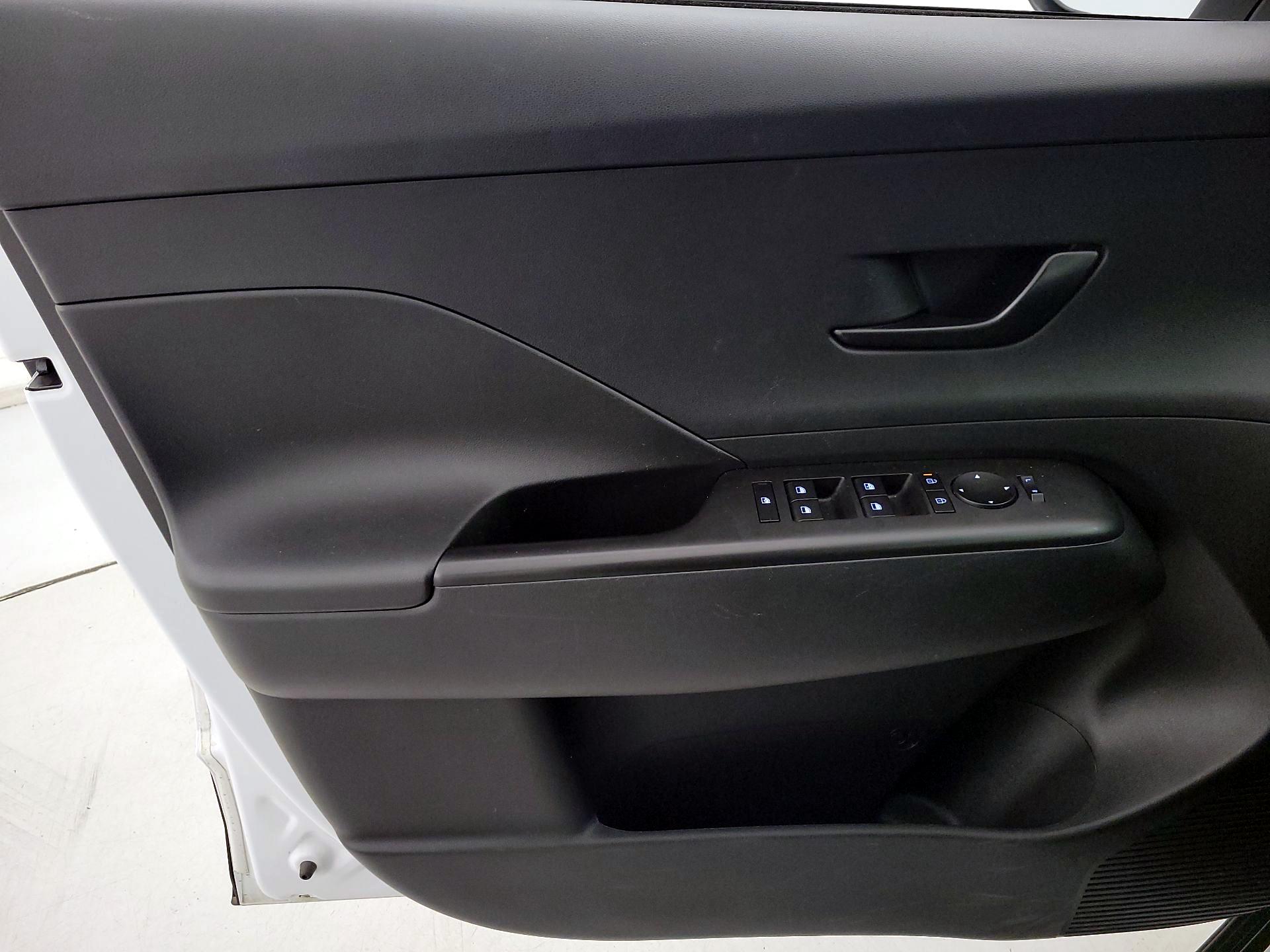 Thumbnail: 2025 Hyundai Kona - 12