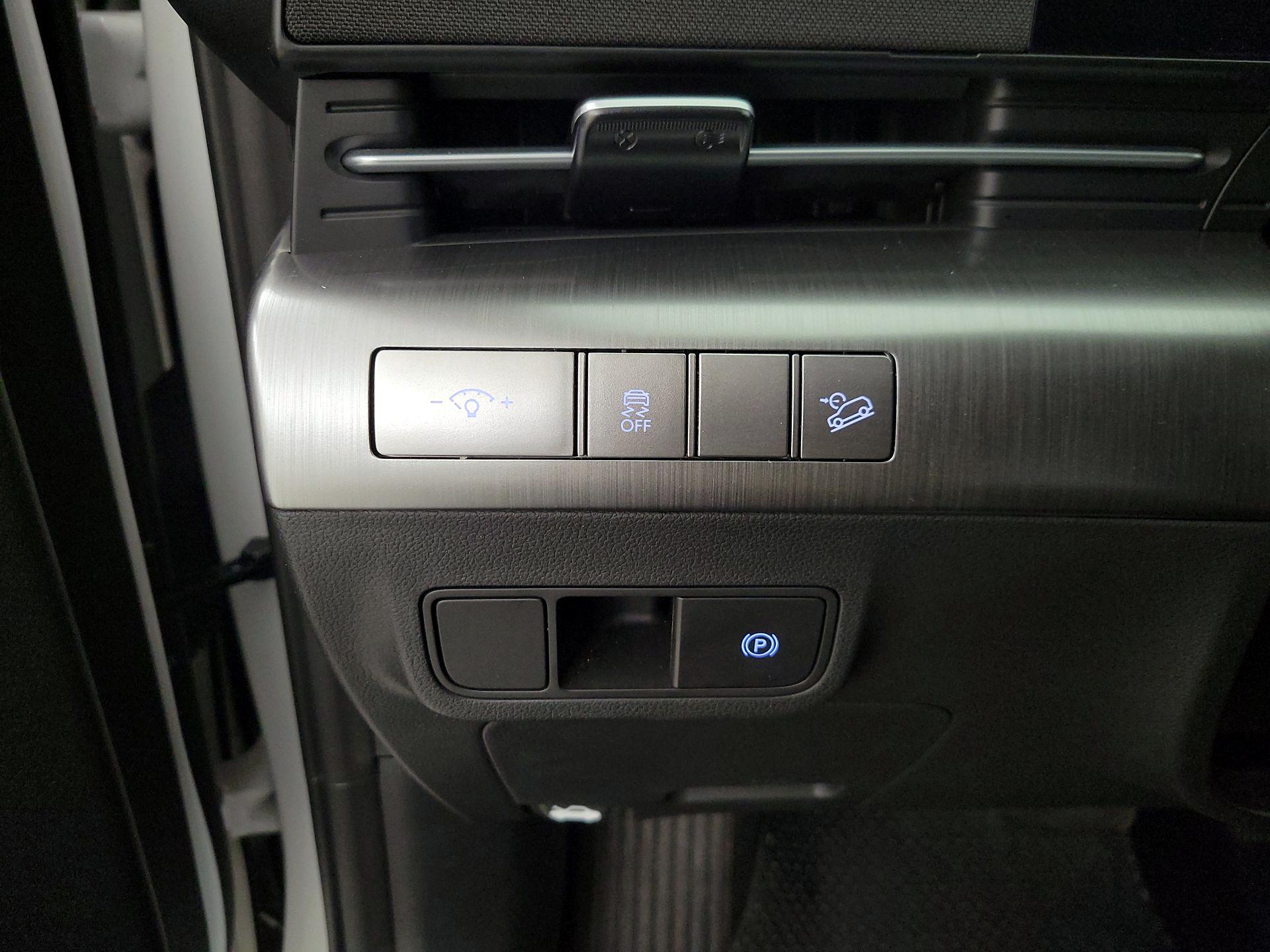 Thumbnail: 2025 Hyundai Kona - 13