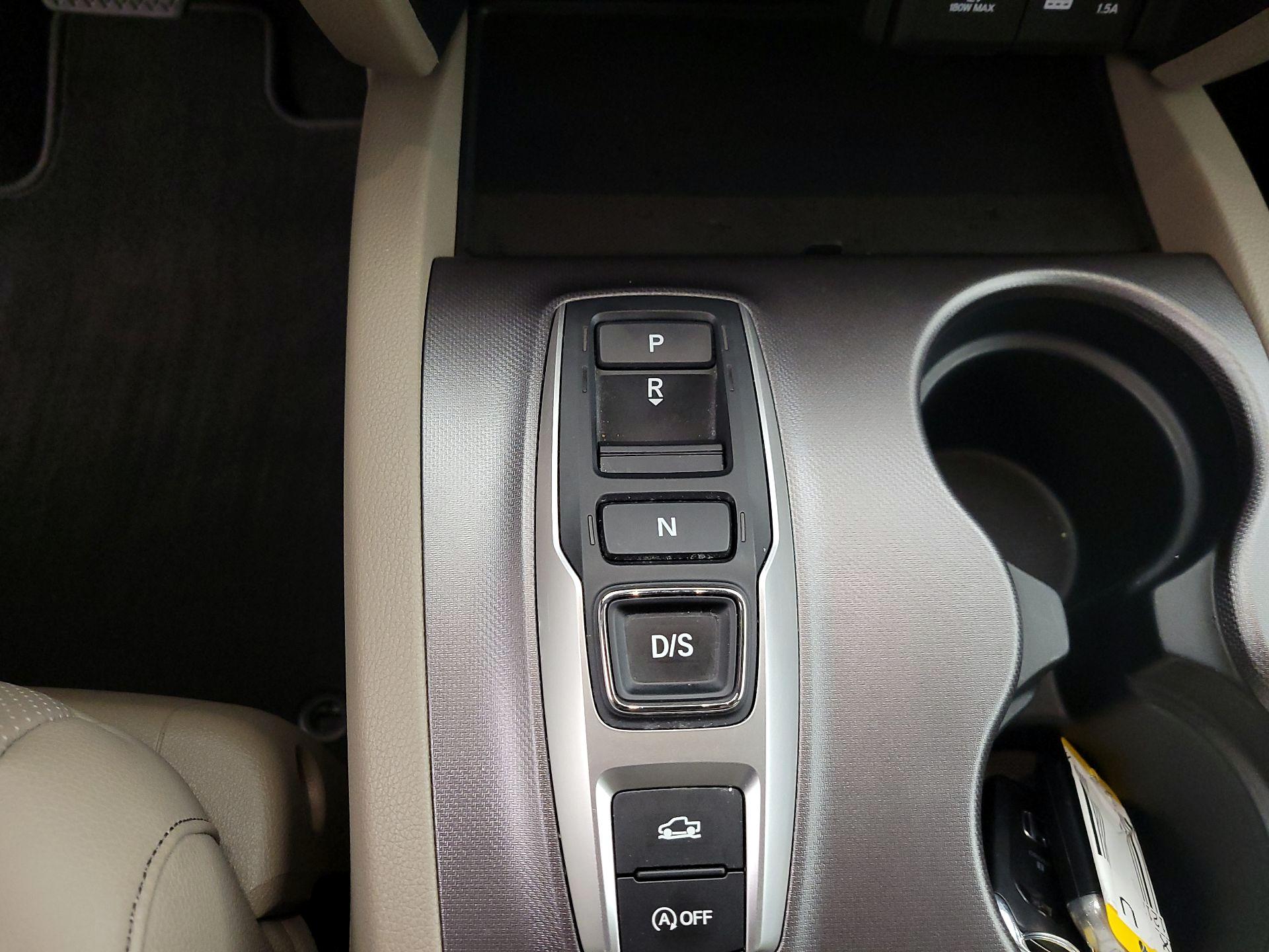 Thumbnail: 2022 Honda Ridgeline - 17