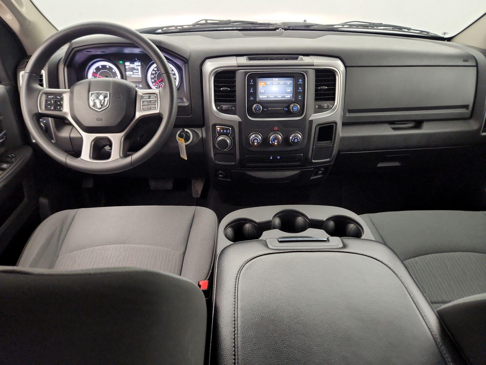 Thumbnail: 2024 RAM 1500 Classic - 8