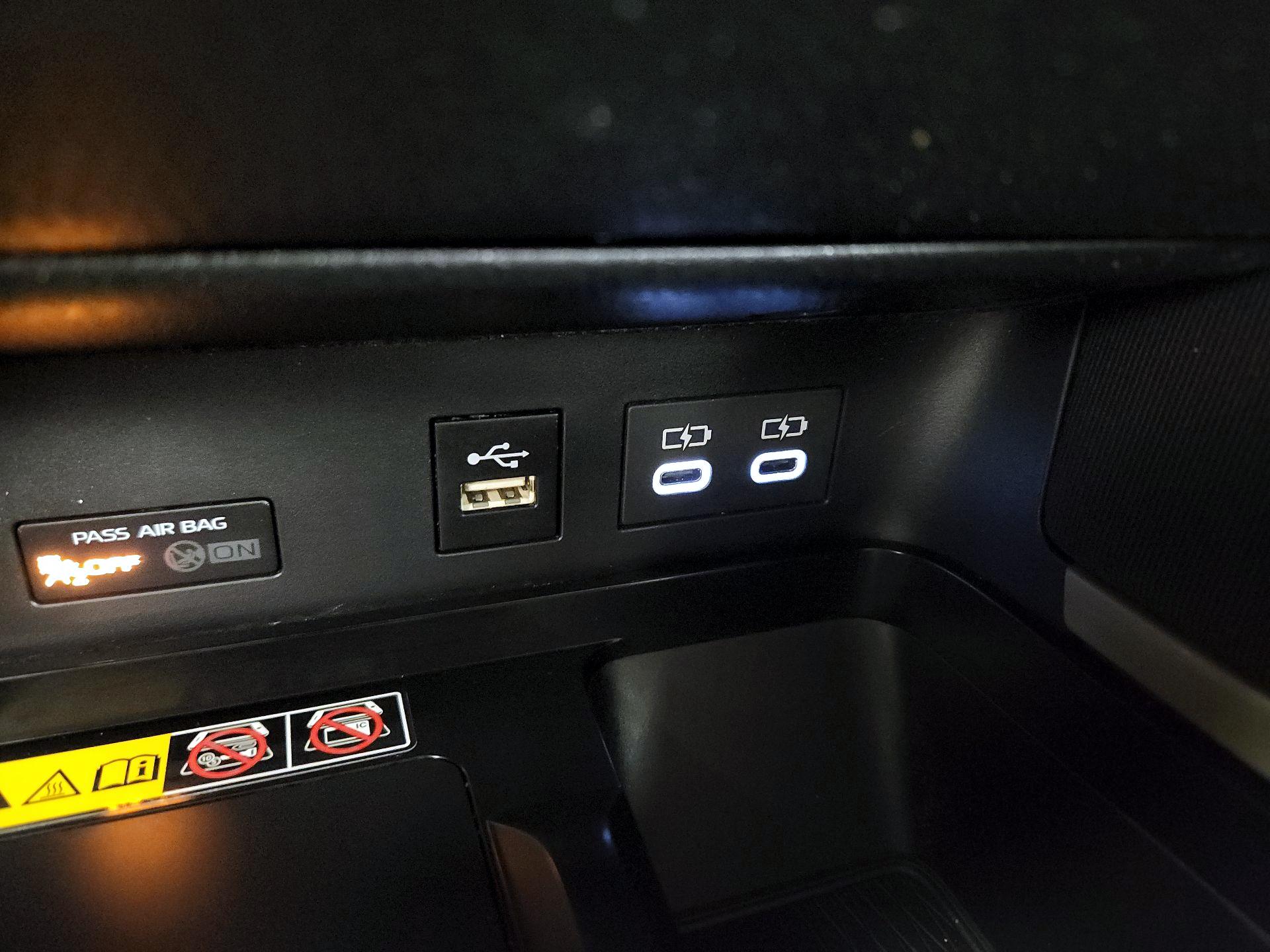Thumbnail: 2025 Toyota Camry - 16