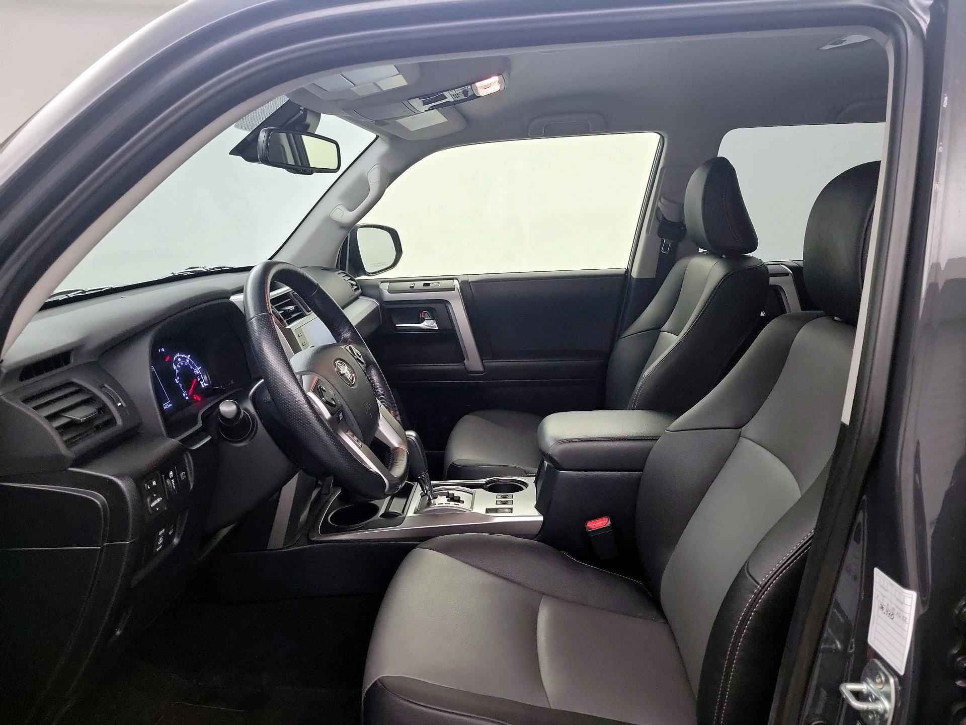 Thumbnail: 2024 Toyota 4Runner - 9