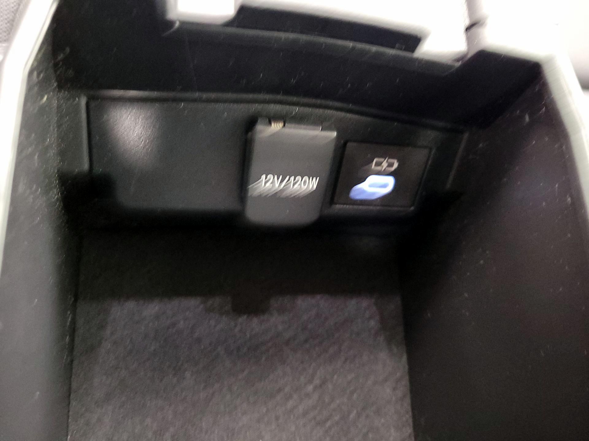 Thumbnail: 2024 Toyota Corolla - 18