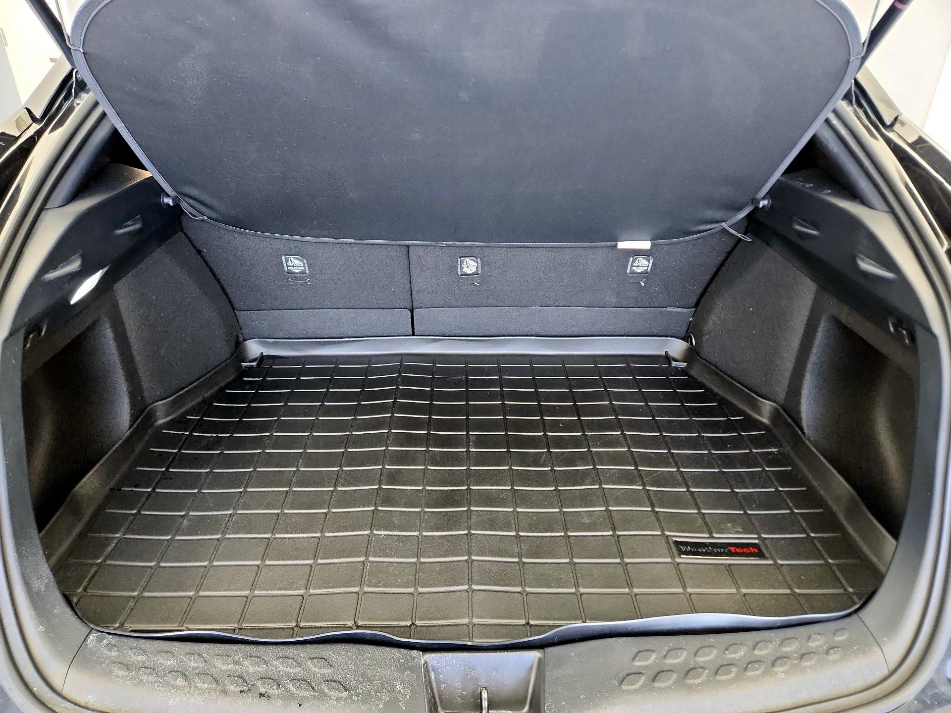 Thumbnail: 2022 Toyota C-HR - 20