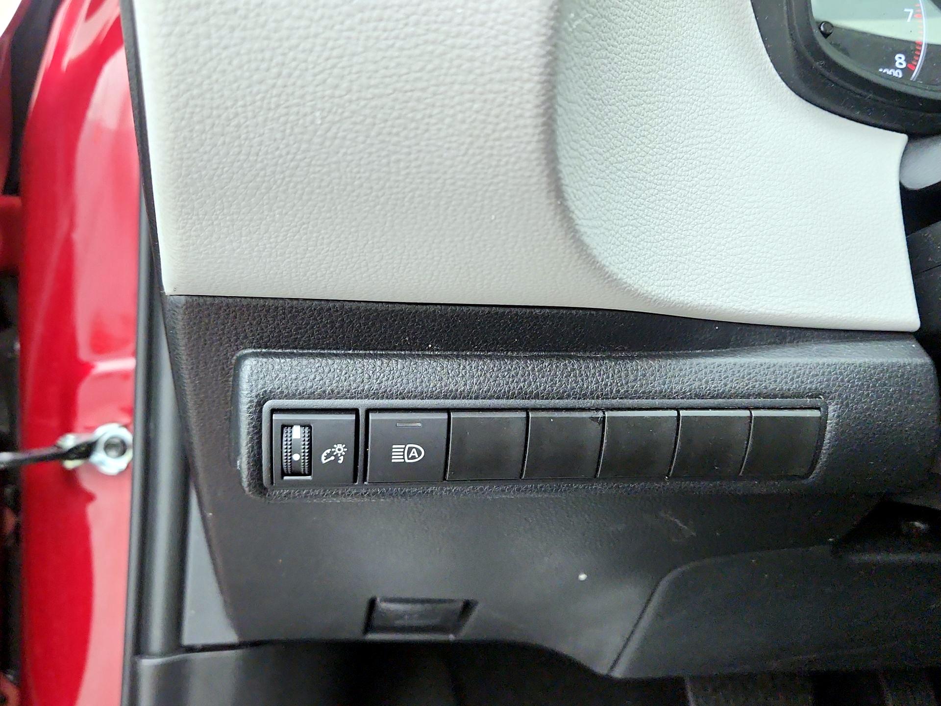 Thumbnail: 2024 Toyota Corolla - 13