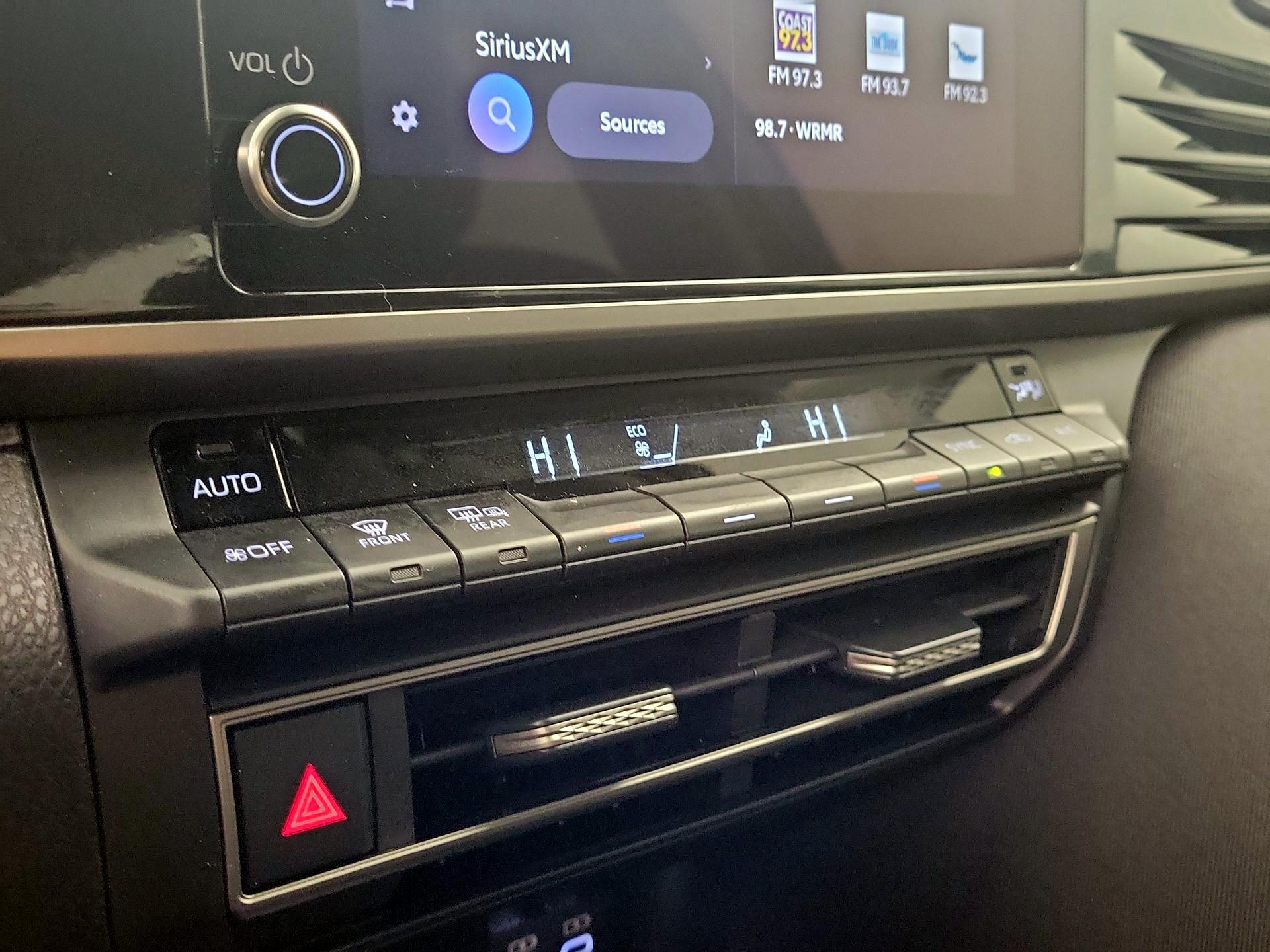 Thumbnail: 2025 Toyota Camry - 16