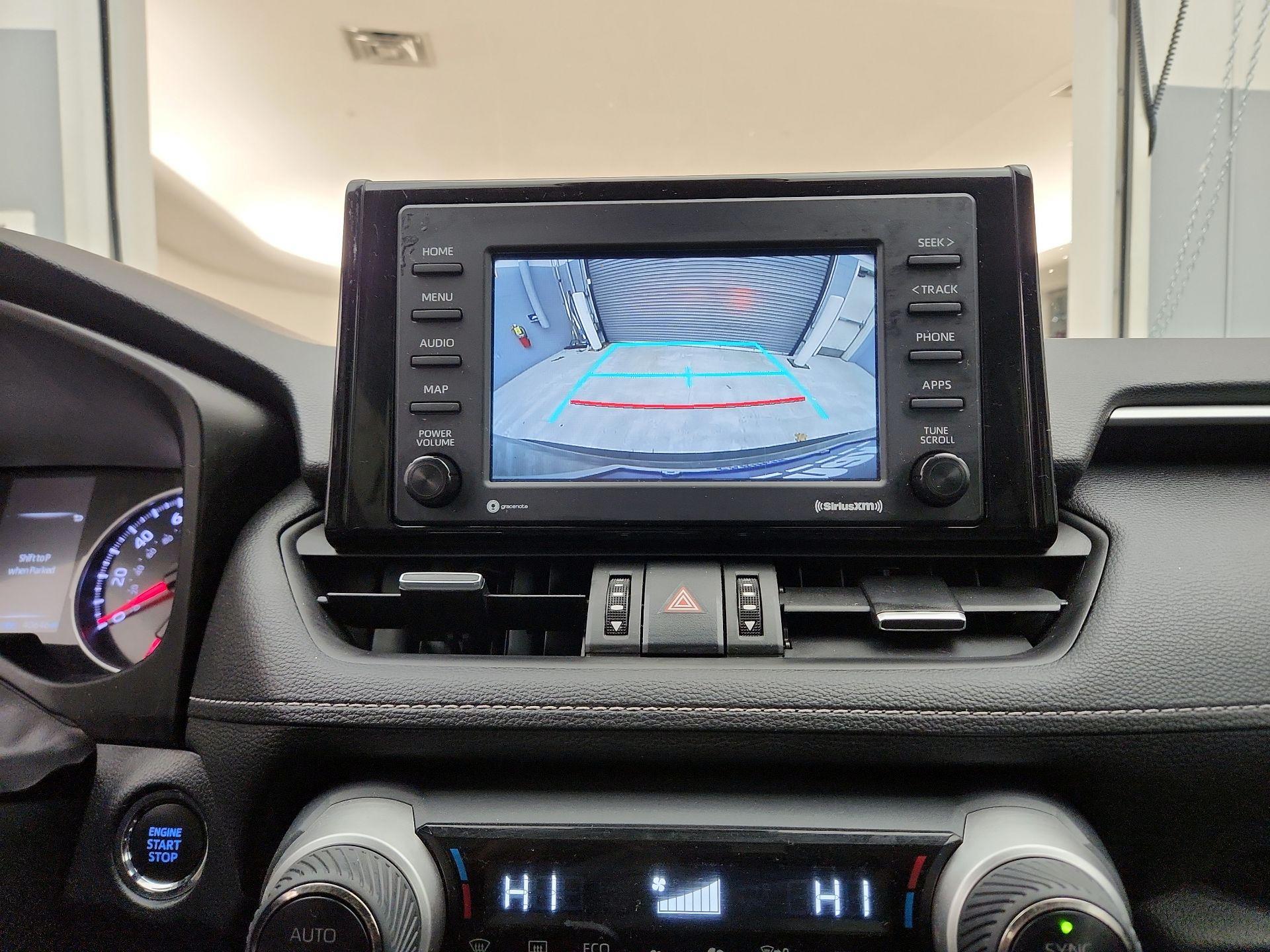 Thumbnail: 2022 Toyota RAV4 - 14