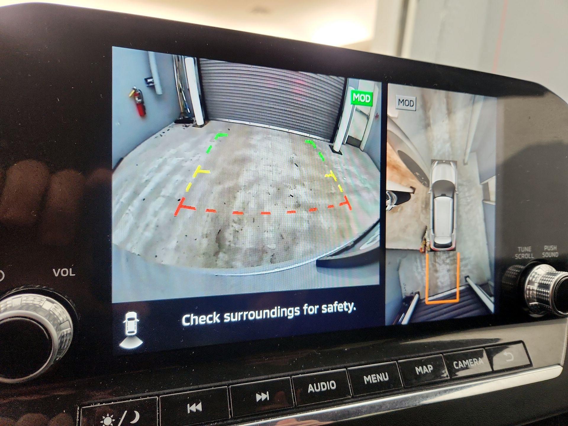 Thumbnail: 2024 Mitsubishi Outlander - 15