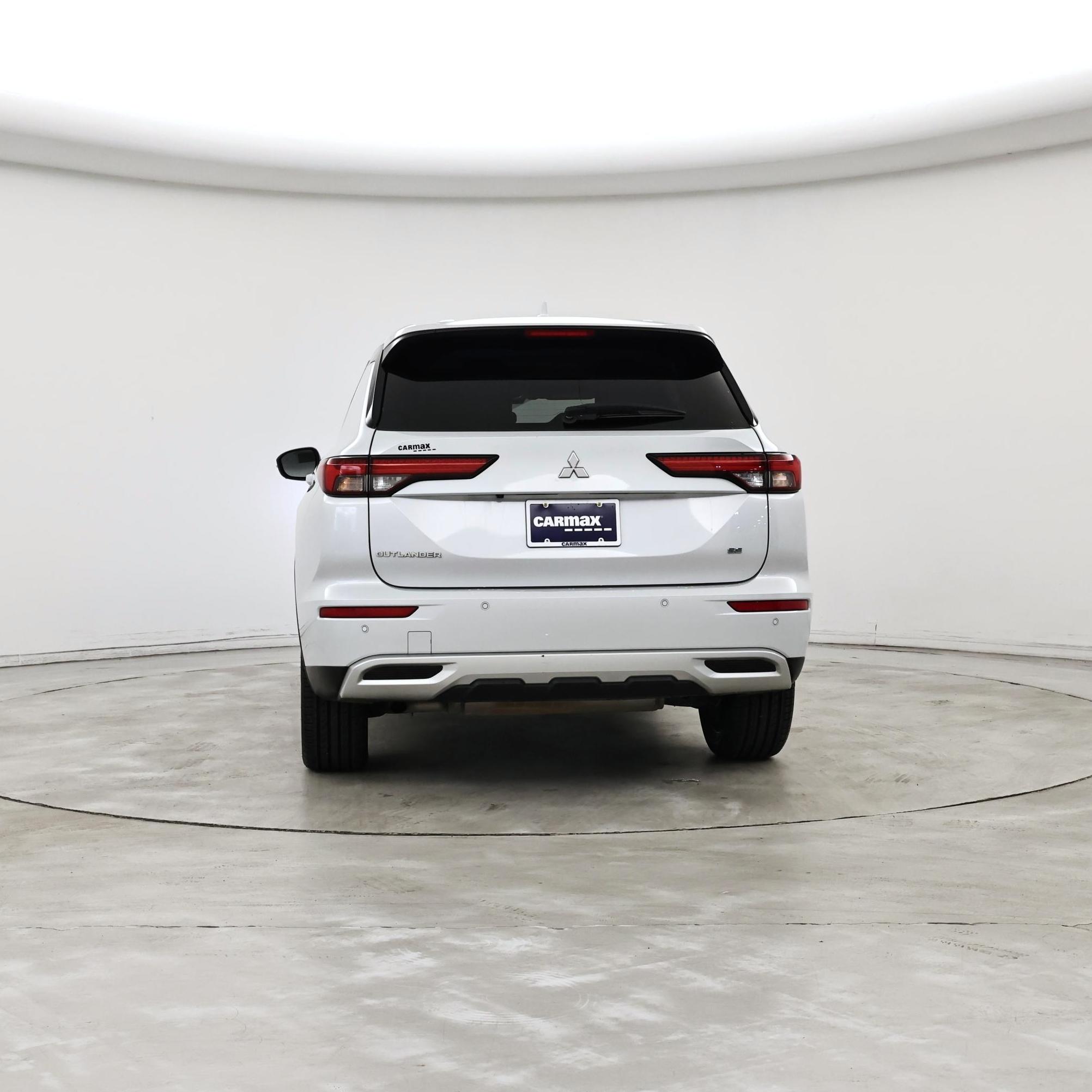 Thumbnail: 2024 Mitsubishi Outlander - 6