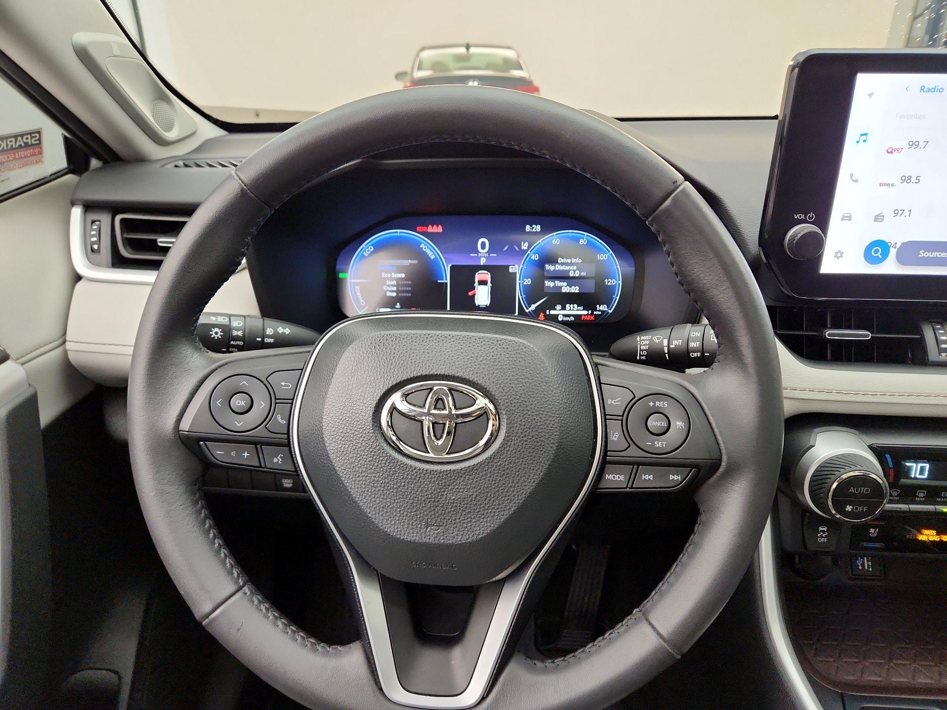 Thumbnail: 2023 Toyota RAV4 - 10