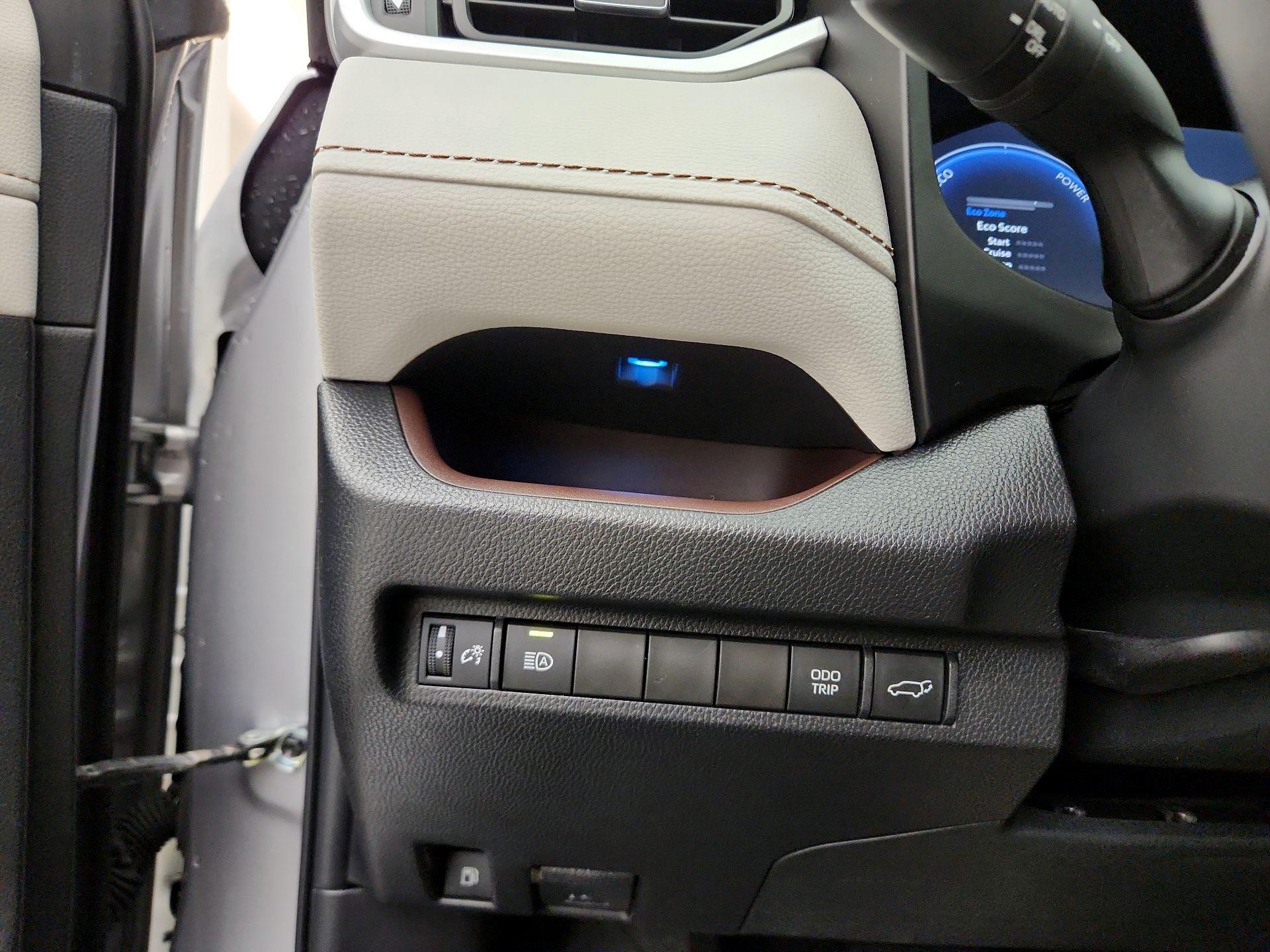 Thumbnail: 2023 Toyota RAV4 - 13