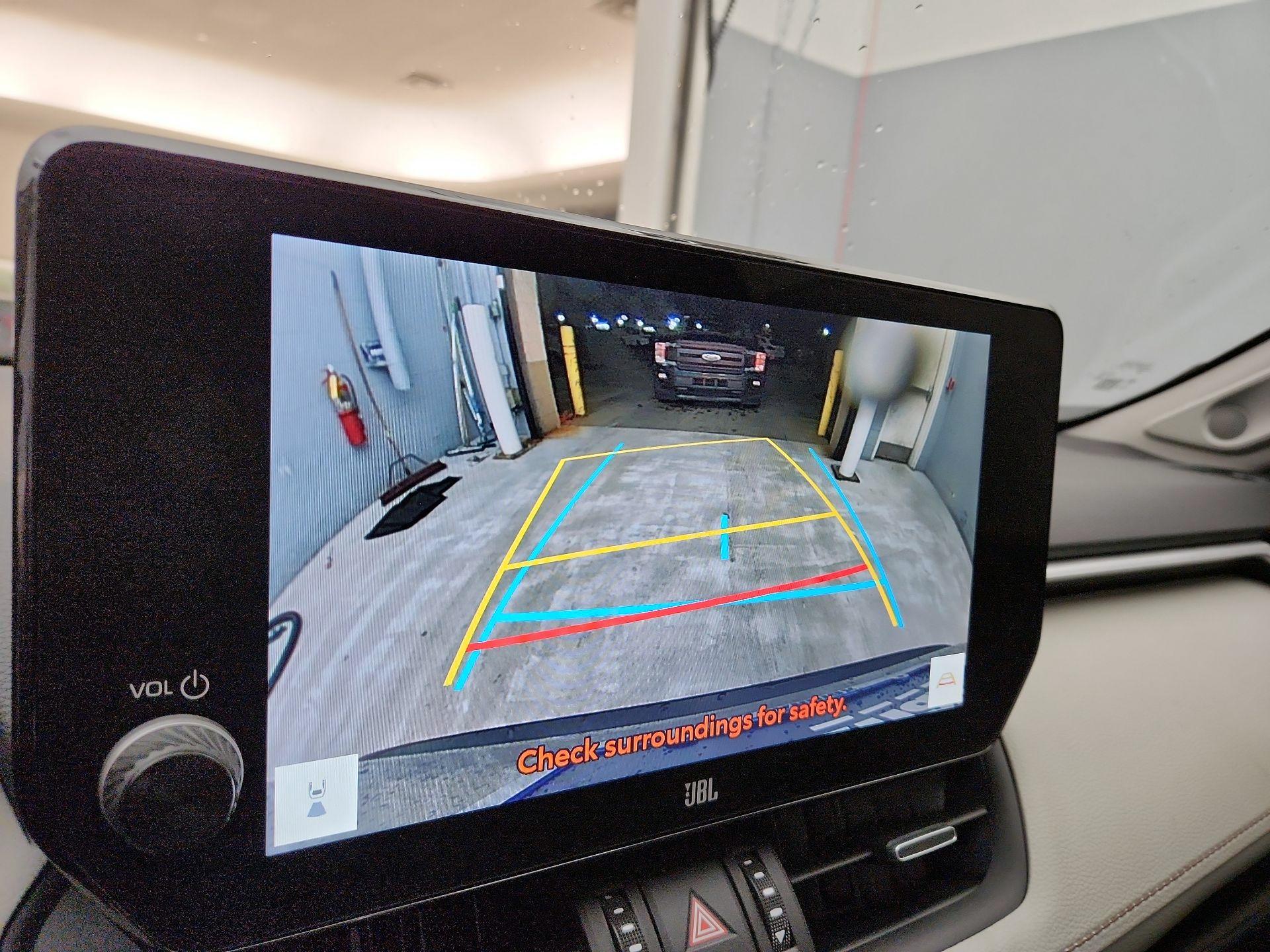 Thumbnail: 2023 Toyota RAV4 - 14