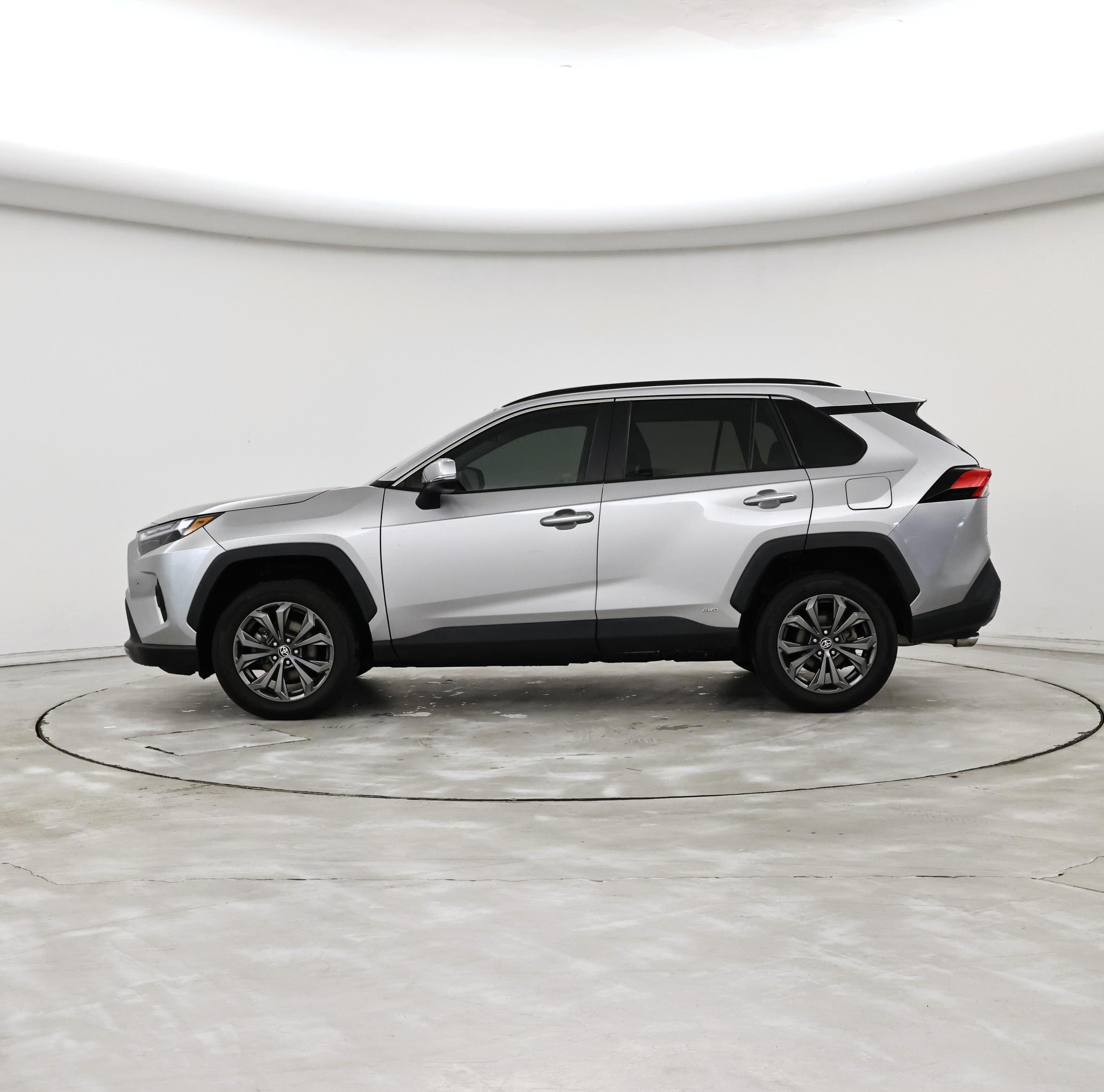 Thumbnail: 2023 Toyota RAV4 - 3