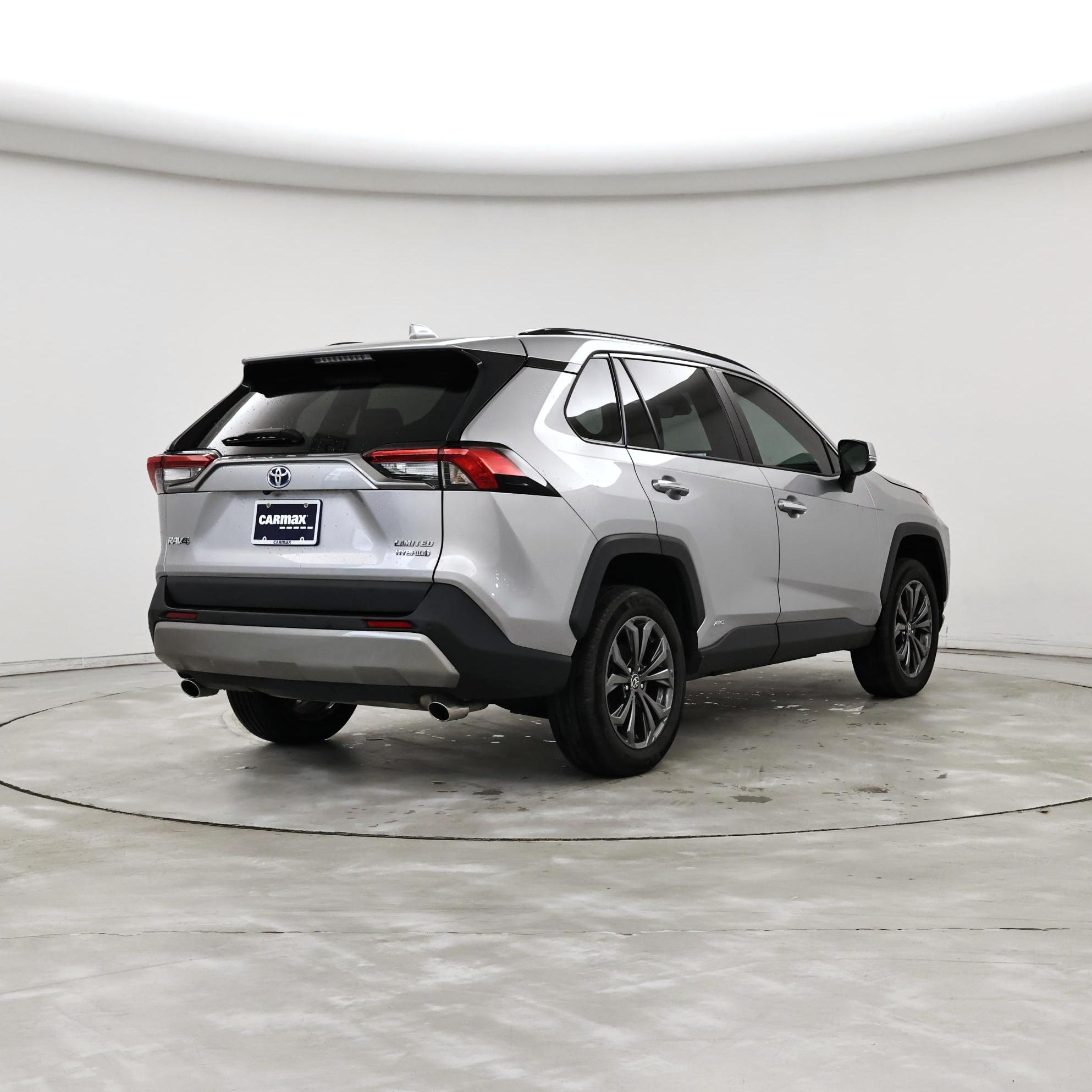 Thumbnail: 2023 Toyota RAV4 - 8