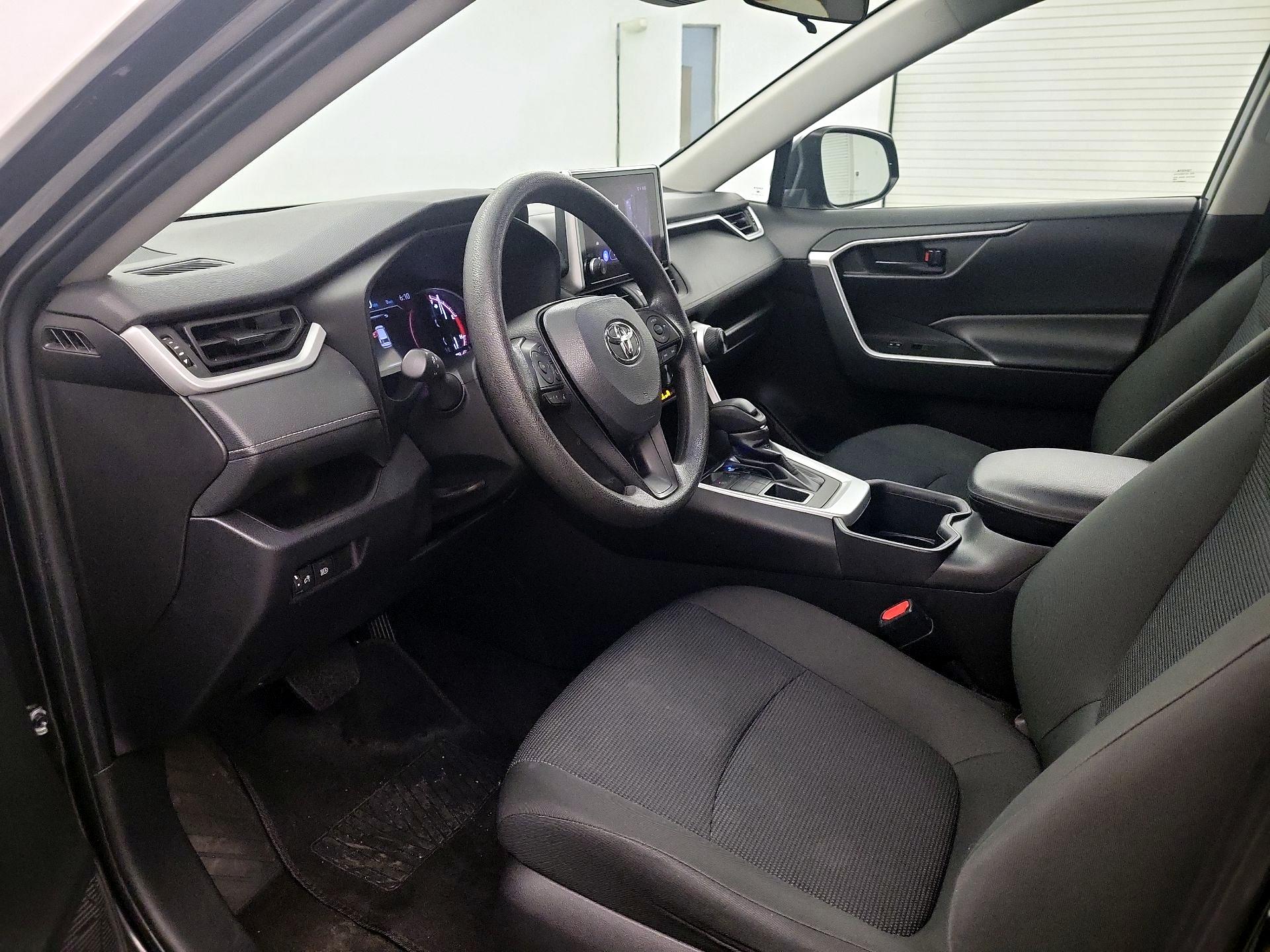 Thumbnail: 2024 Toyota RAV4 - 9