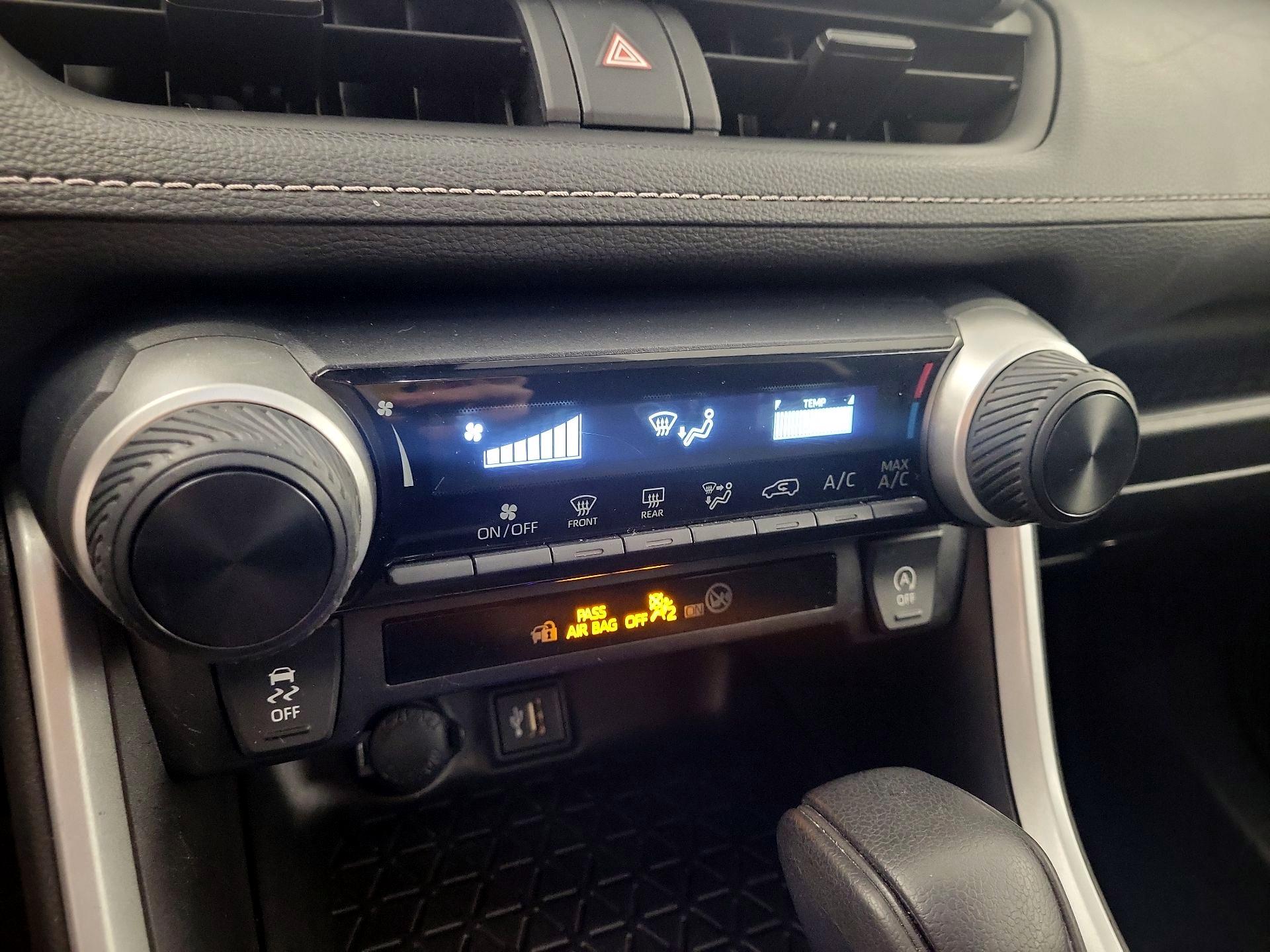 Thumbnail: 2024 Toyota RAV4 - 14