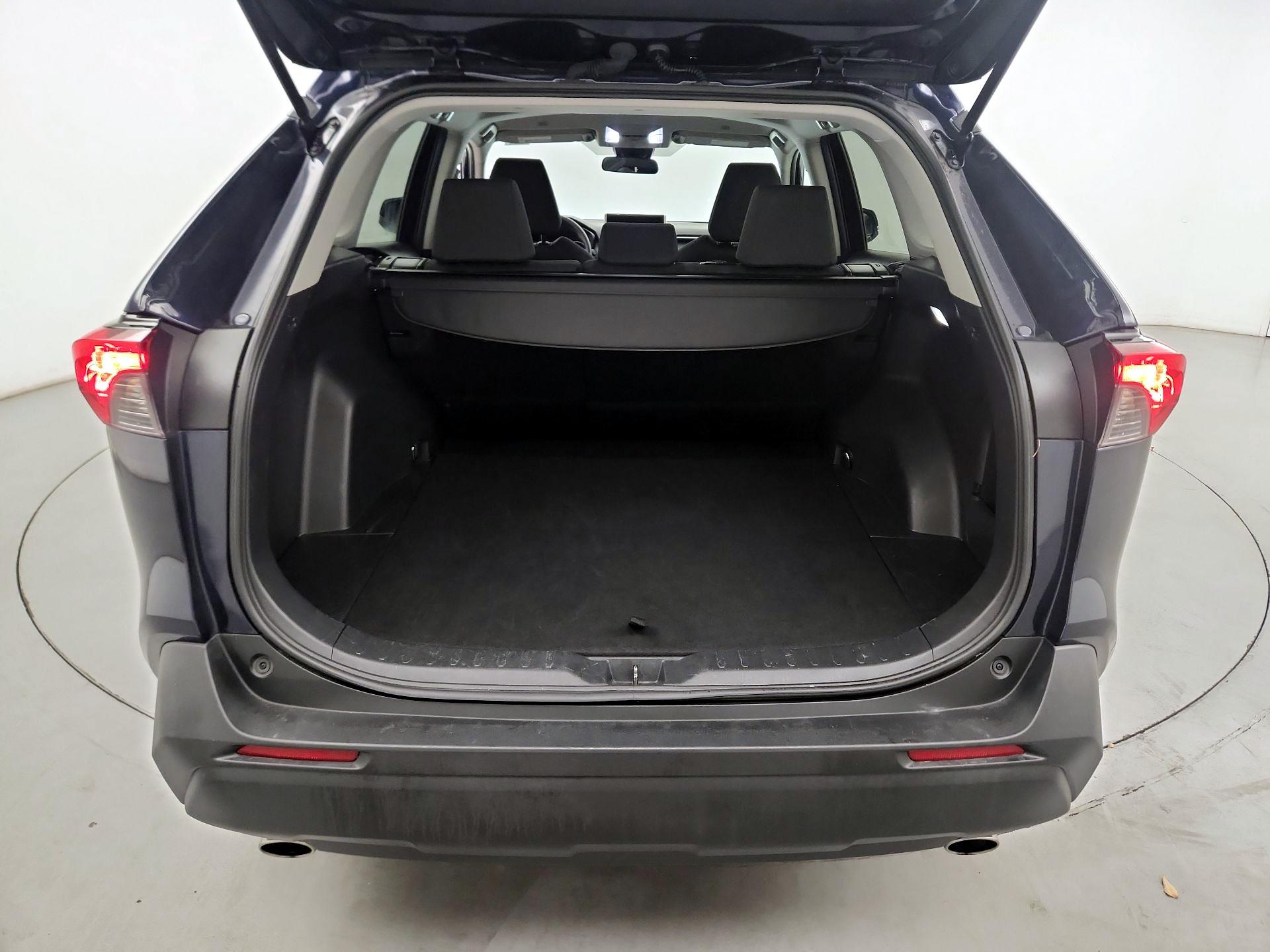 Thumbnail: 2024 Toyota RAV4 - 17