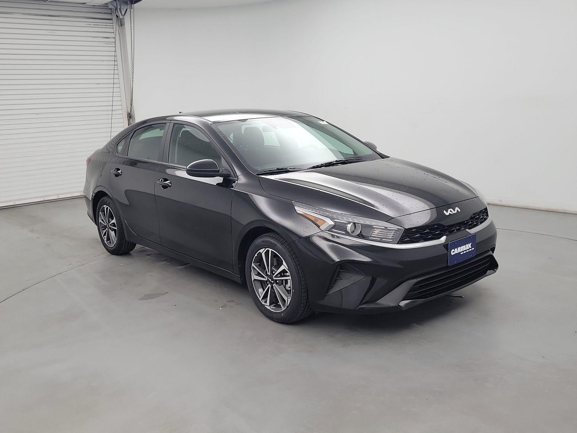 Thumbnail: 2024 Kia Forte - 1