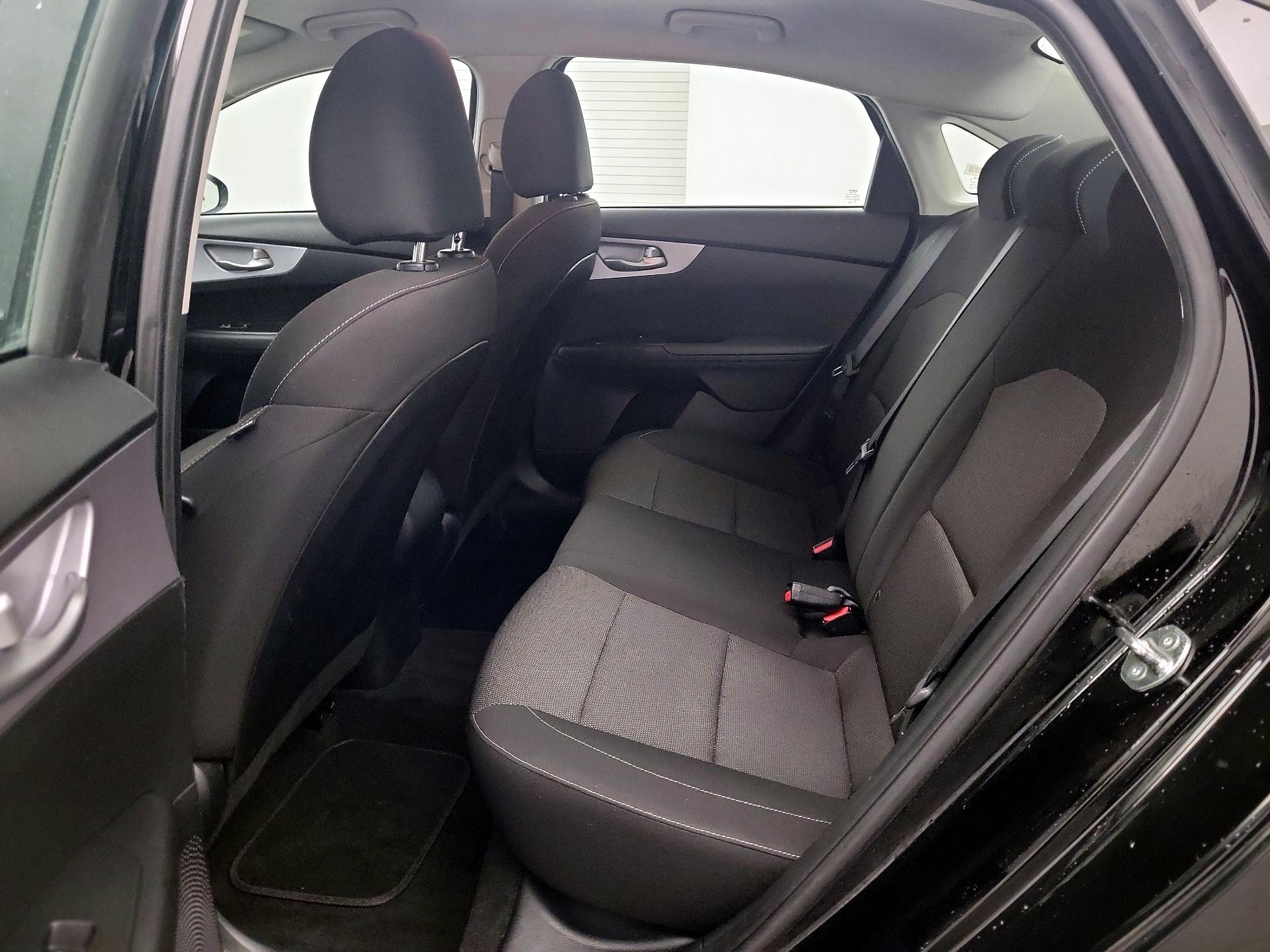 Thumbnail: 2024 Kia Forte - 17