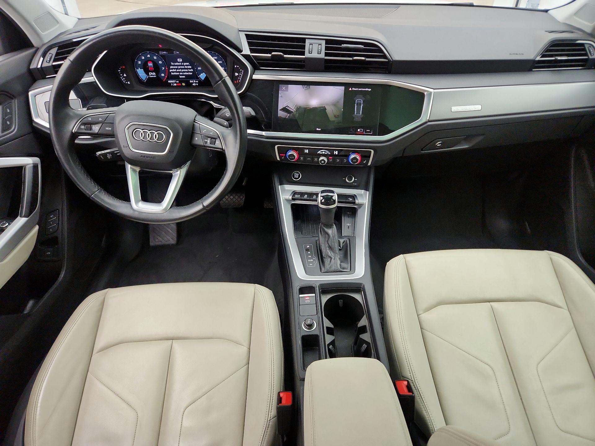 Thumbnail: 2024 Audi Q3 - 9