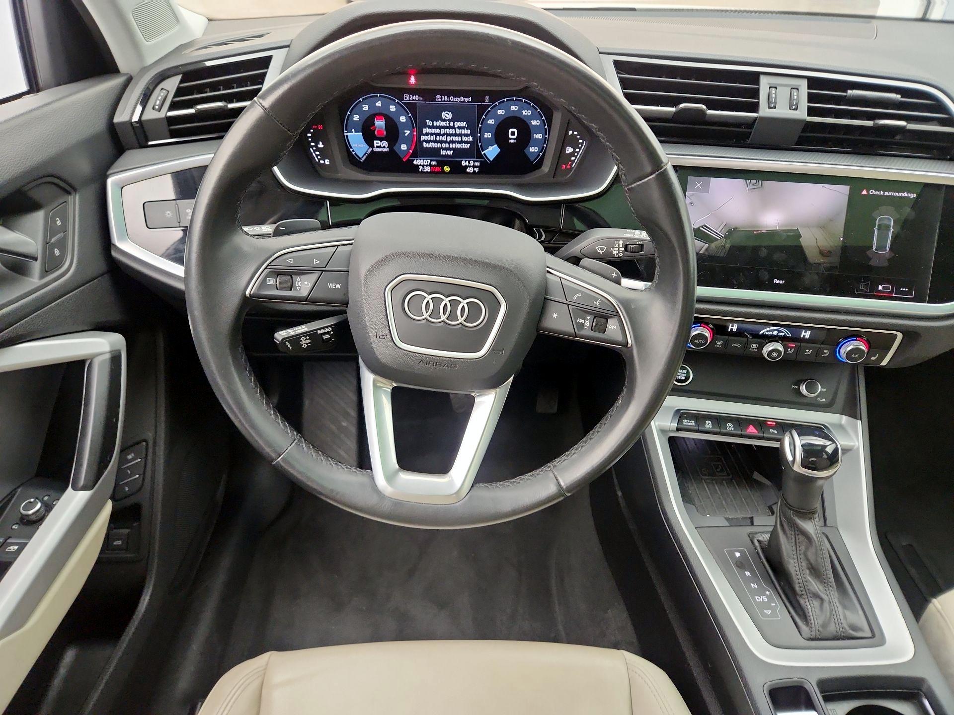 Thumbnail: 2024 Audi Q3 - 10
