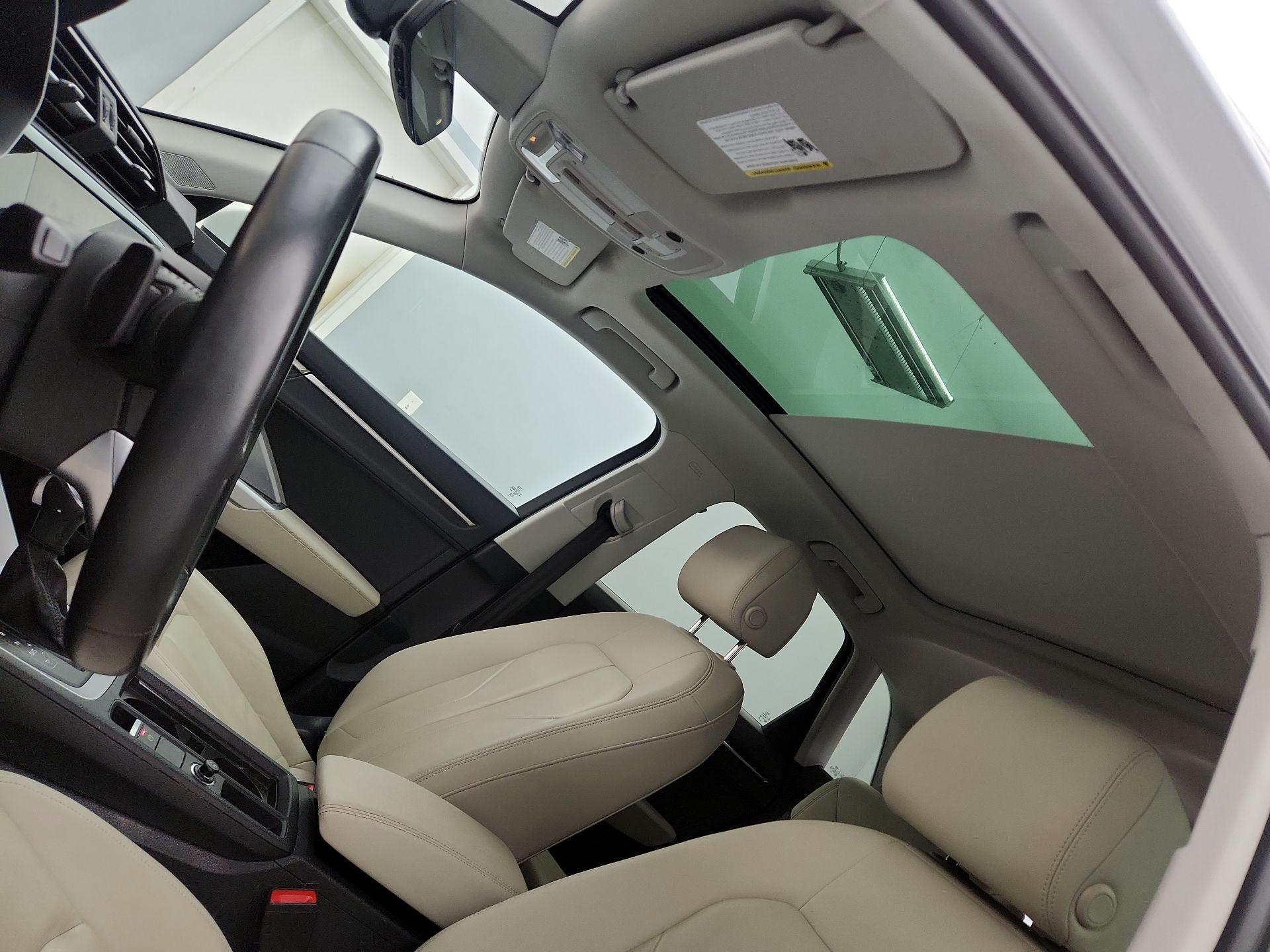 Thumbnail: 2024 Audi Q3 - 19