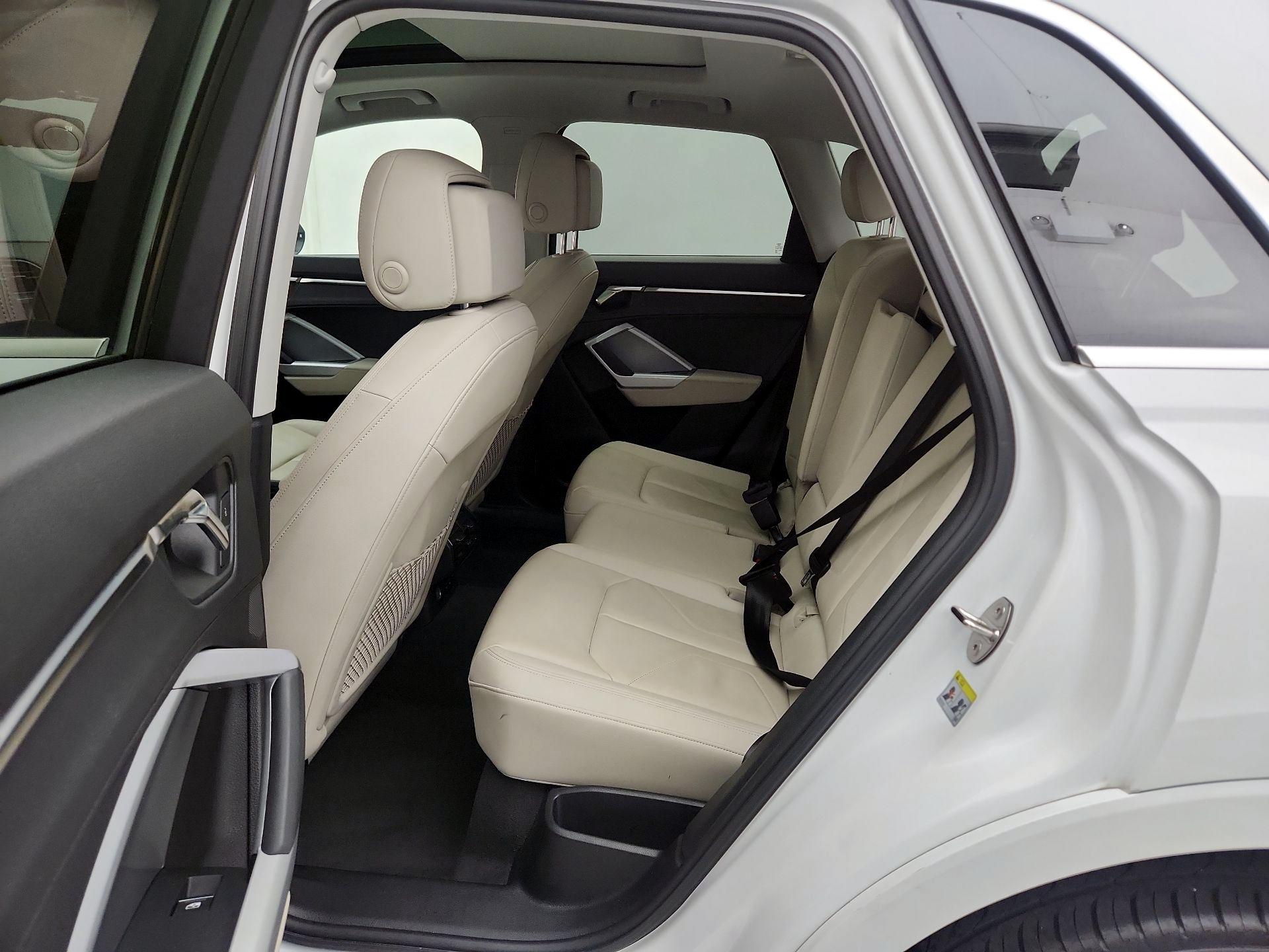 Thumbnail: 2024 Audi Q3 - 20