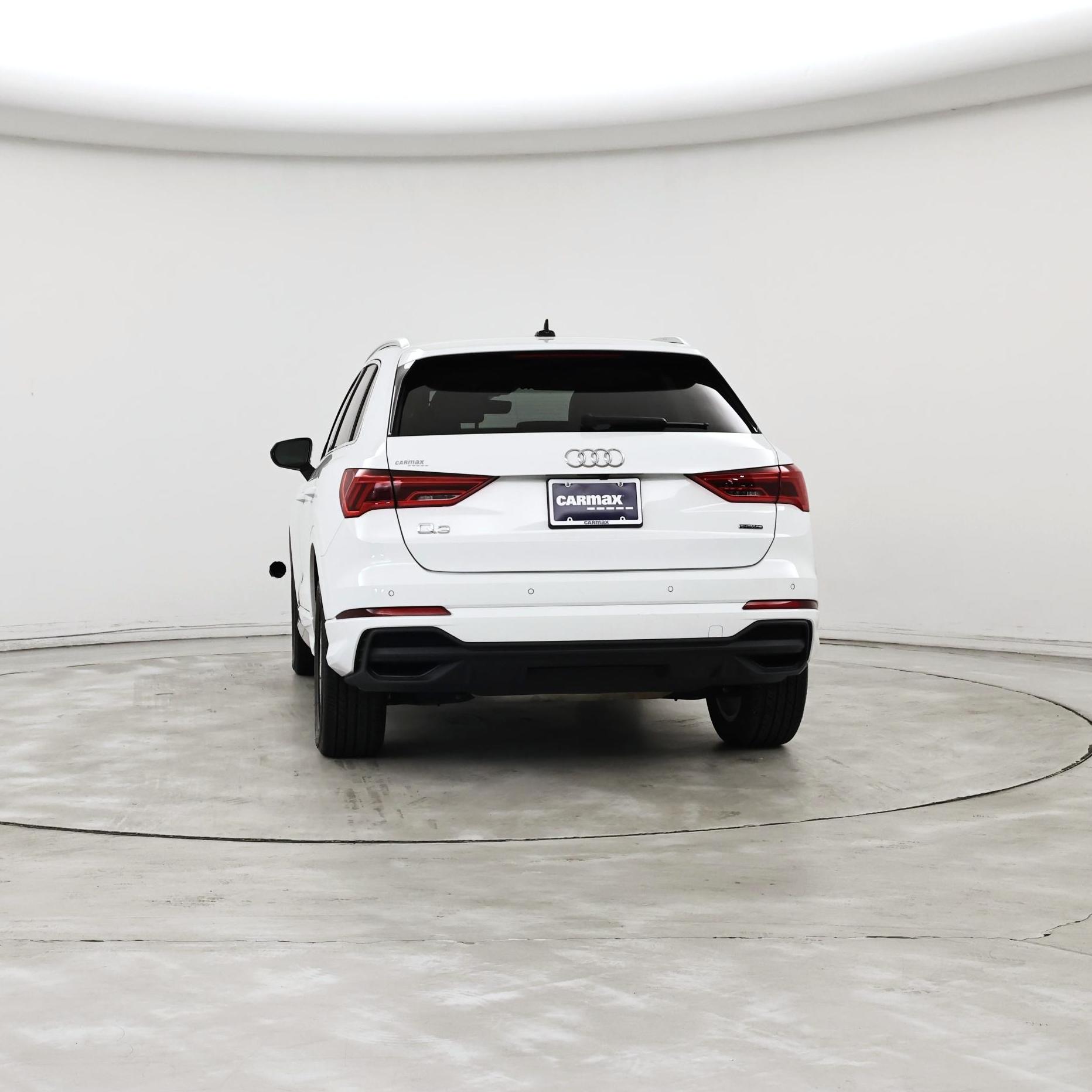 Thumbnail: 2024 Audi Q3 - 6