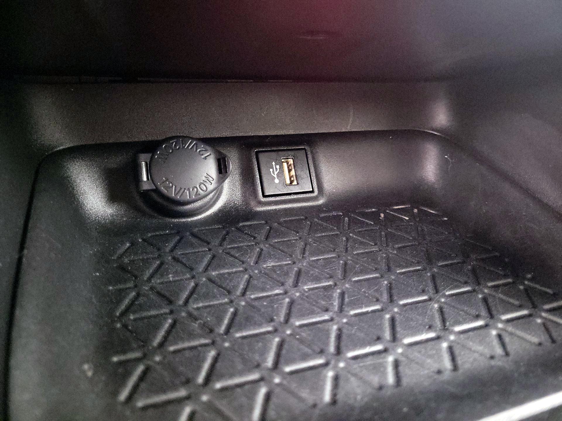 Thumbnail: 2024 Toyota RAV4 - 16