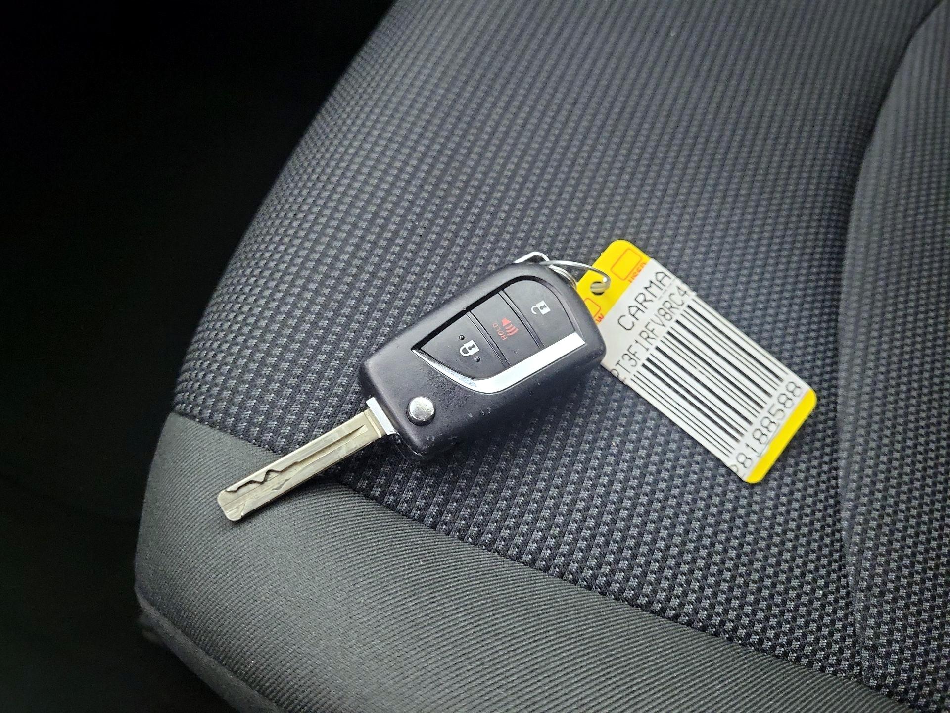 Thumbnail: 2024 Toyota RAV4 - 20