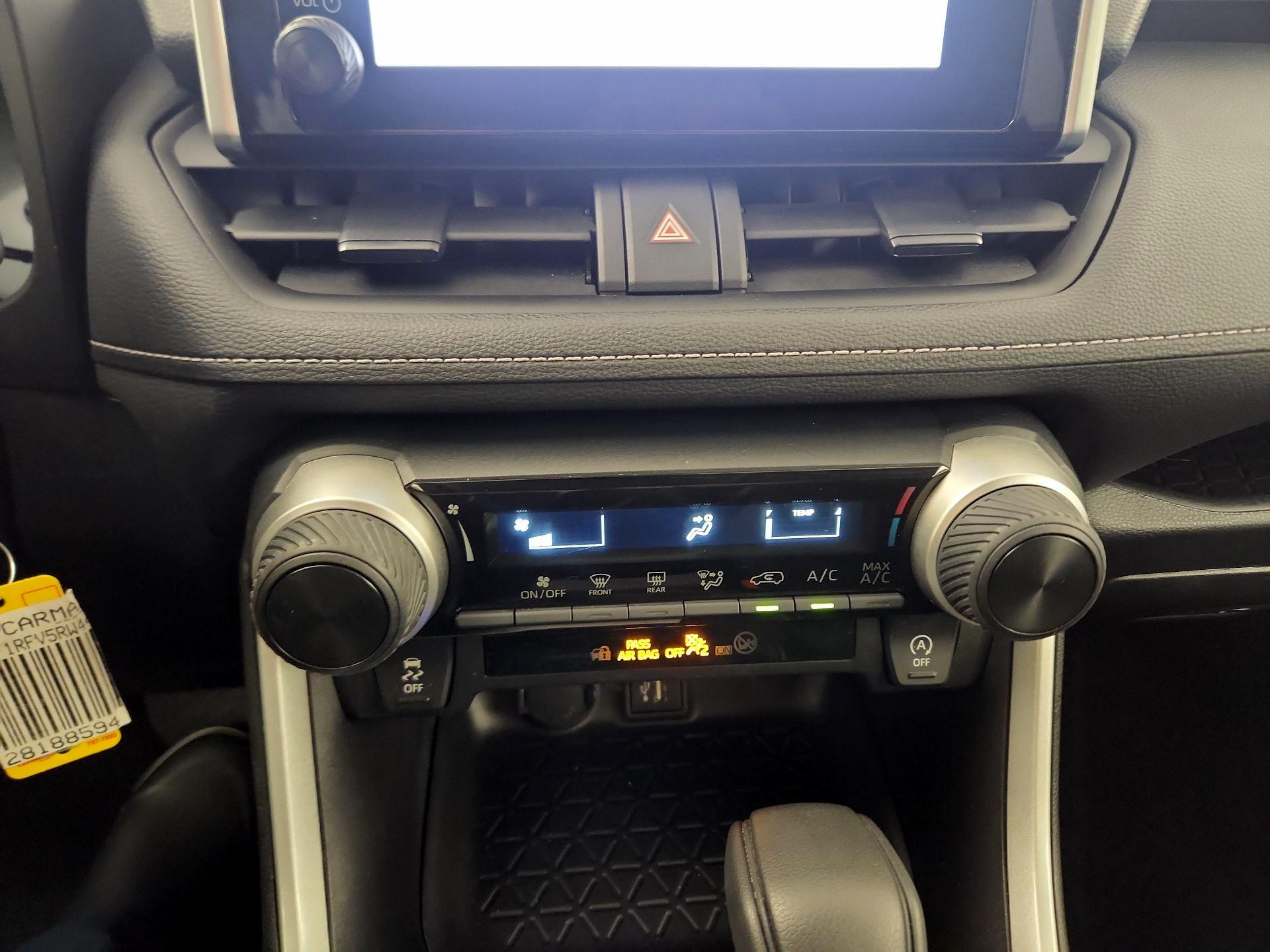 Thumbnail: 2024 Toyota RAV4 - 14