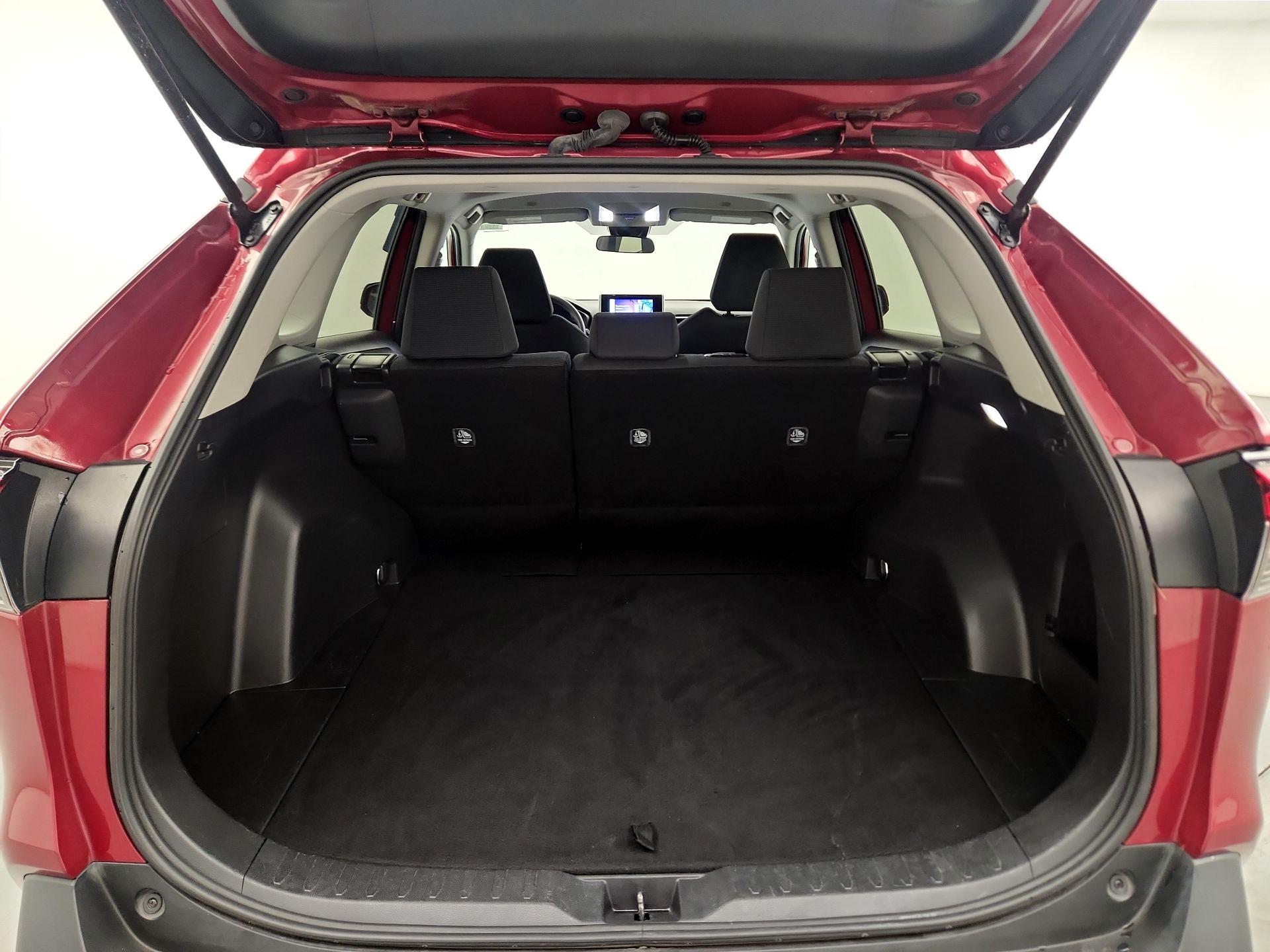 Thumbnail: 2024 Toyota RAV4 - 18