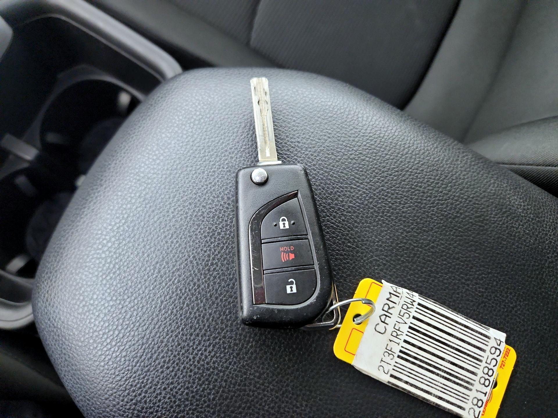 Thumbnail: 2024 Toyota RAV4 - 20